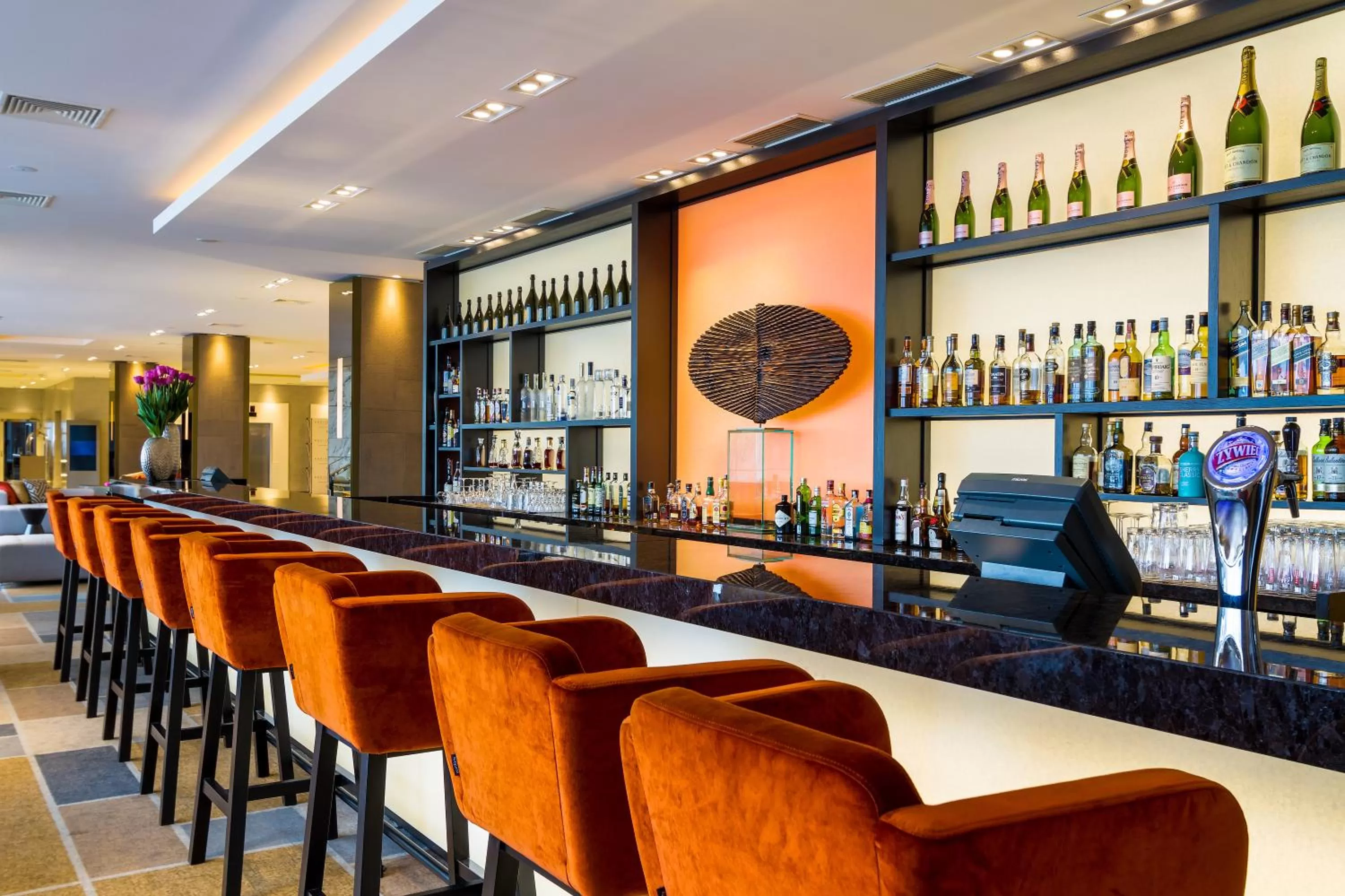 Lounge or bar in Sofitel Warsaw Victoria