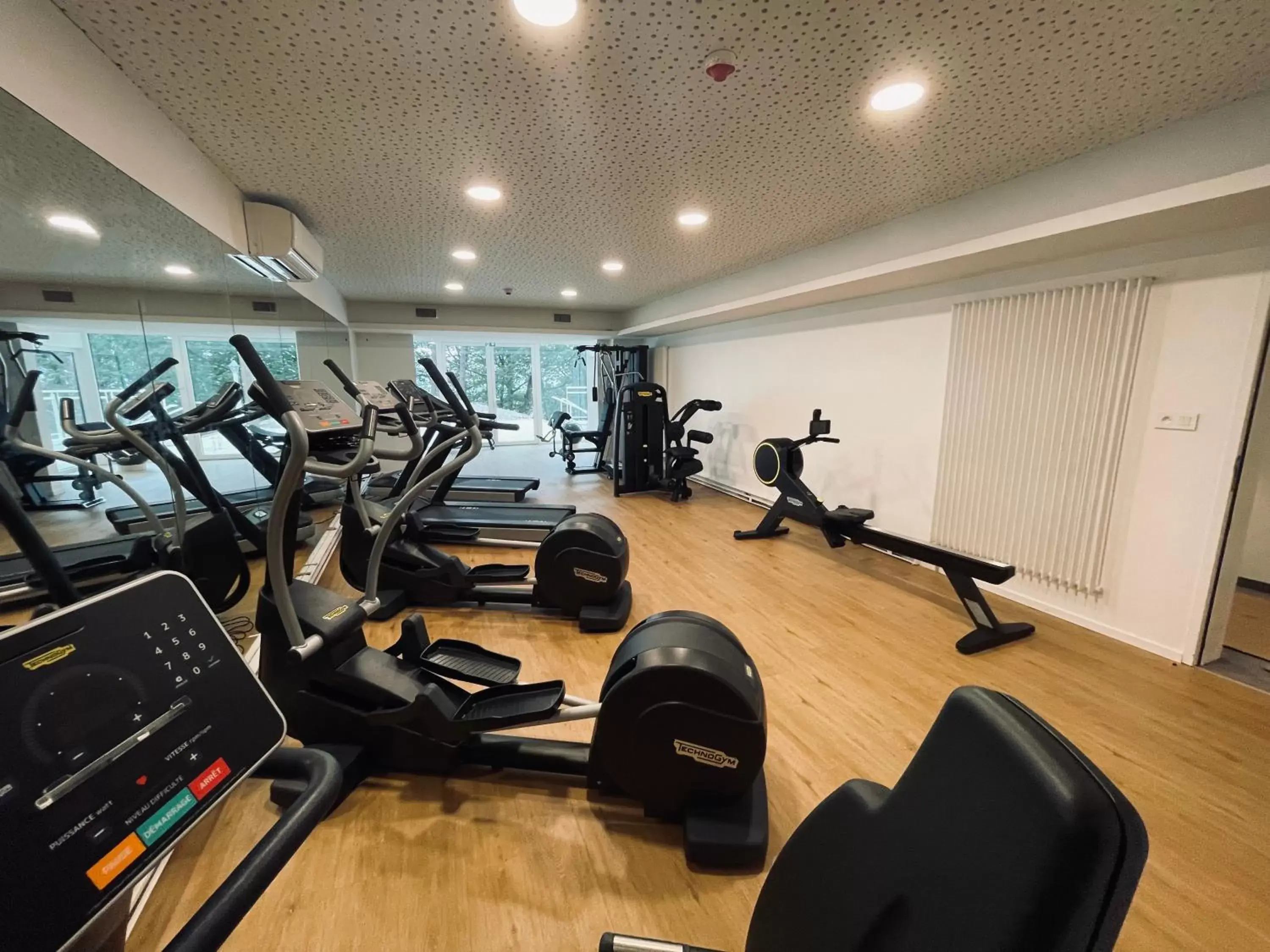 Fitness centre/facilities in Hotel SPA Husseren Collections - Proche Colmar - Eguisheim Fitness centre/facilities in Hotel SPA Husseren Collections - Proche Colmar - Eguisheim