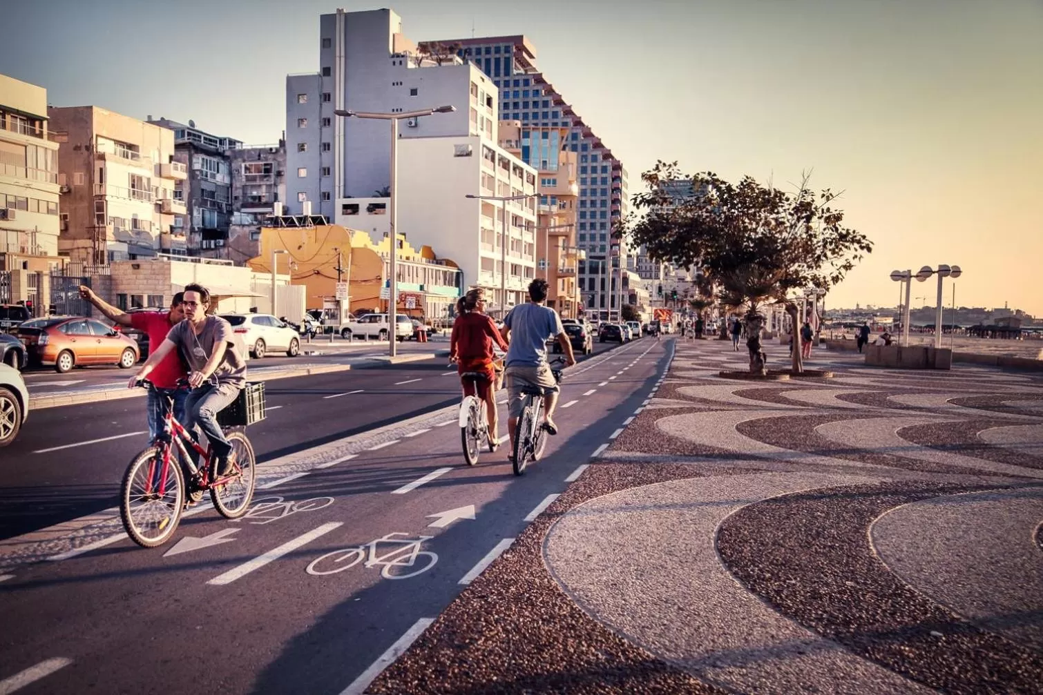 Sunset in Dave Downtown, a member of Brown Hotels