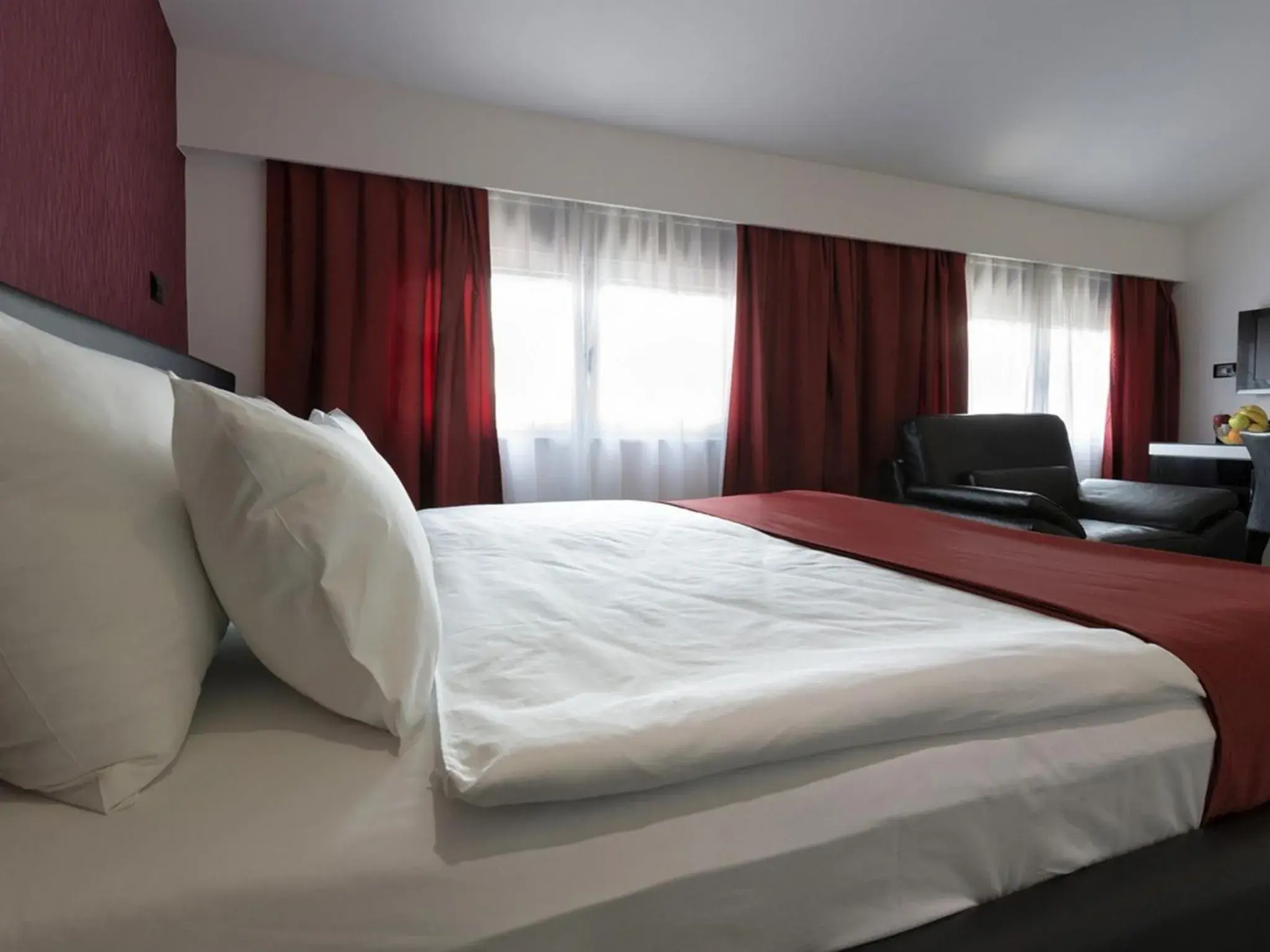 Bedroom, Bed in Nova City Hotel Signature Collection Belgrade