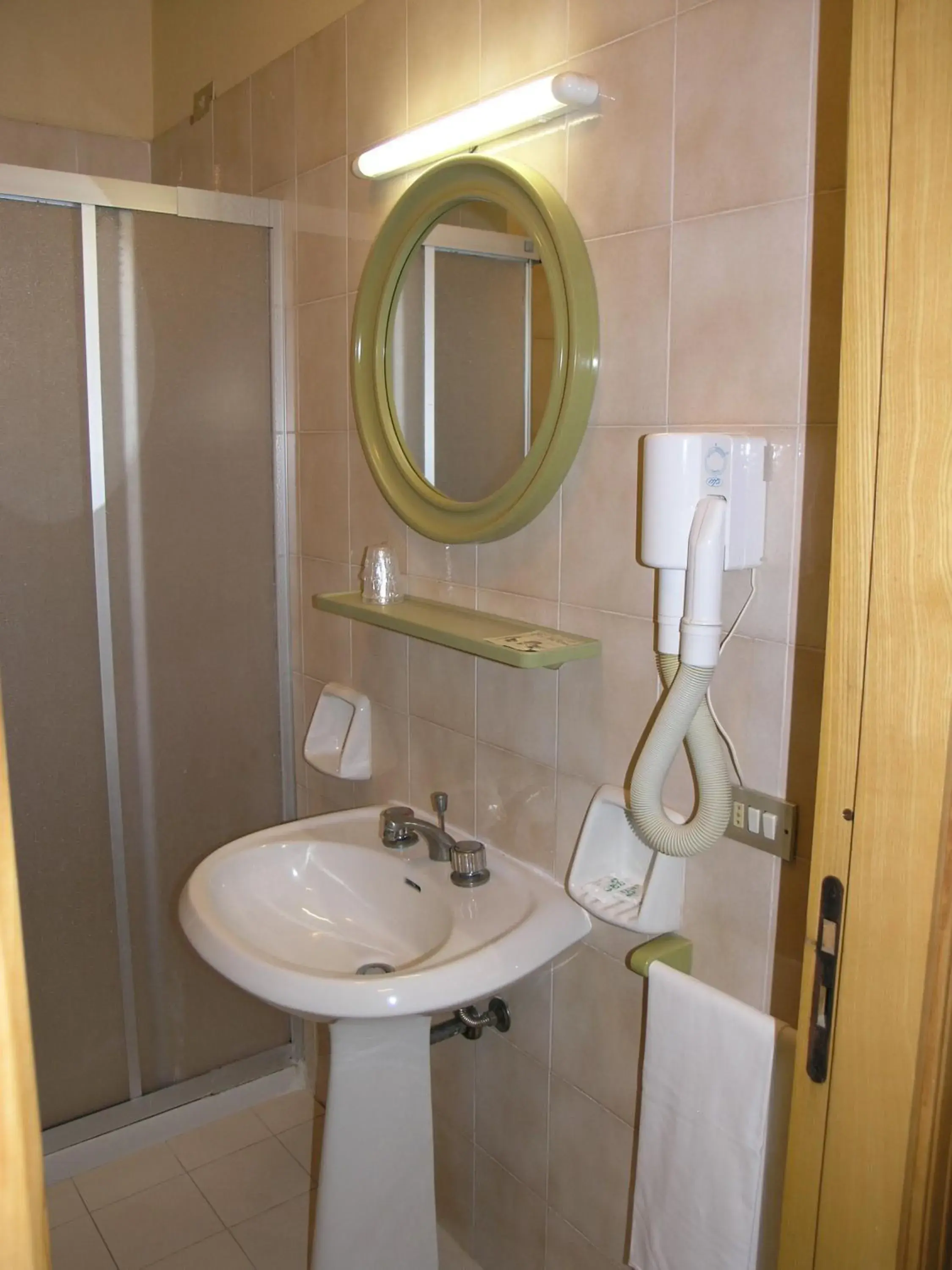 Bathroom in Hotel Tre Torri