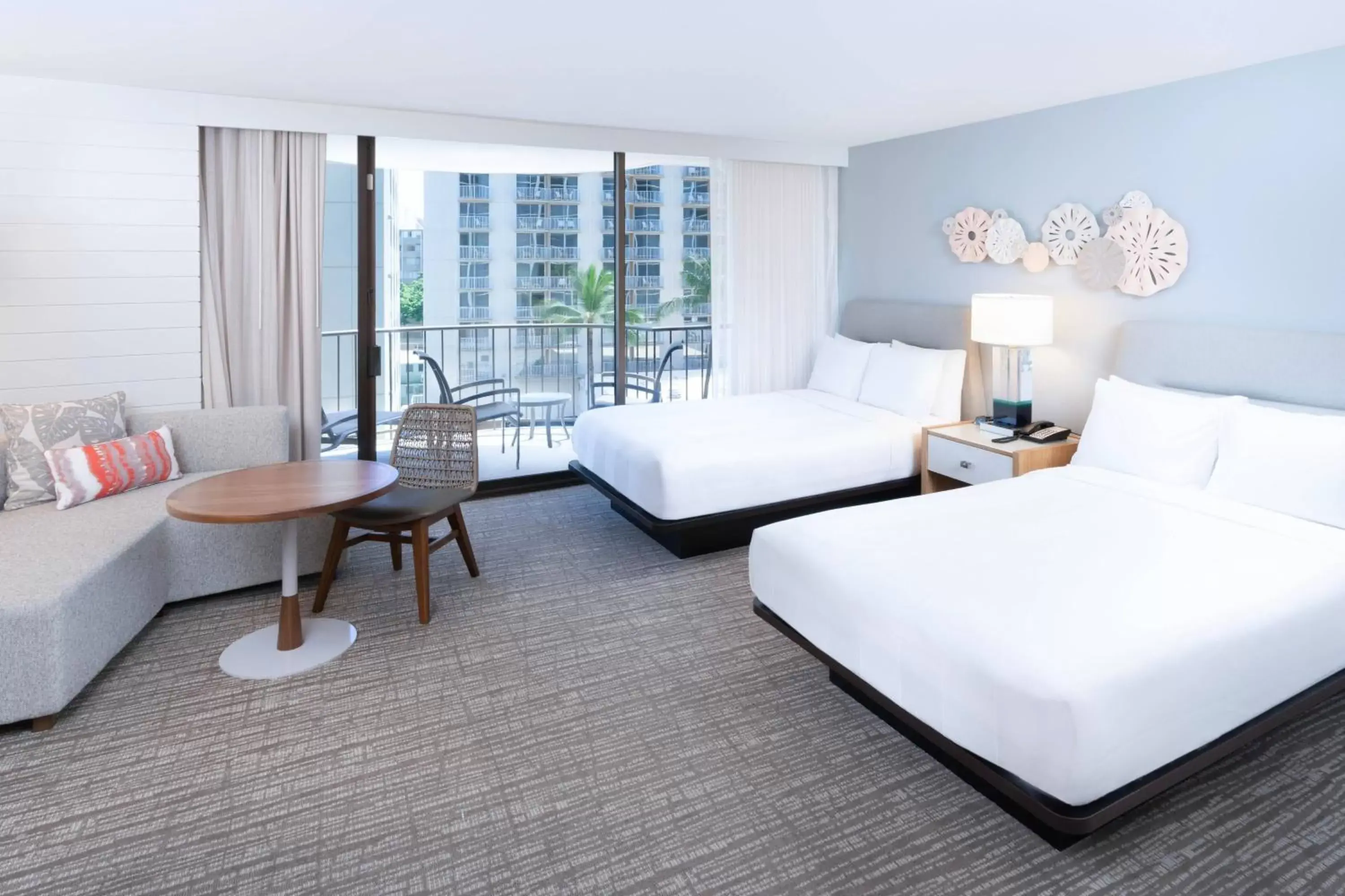 Bedroom in Waikiki Beach Marriott Resort & Spa