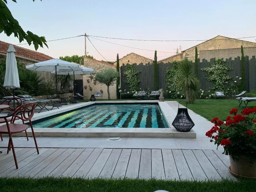 Garden view, Swimming Pool in Le petit hotel