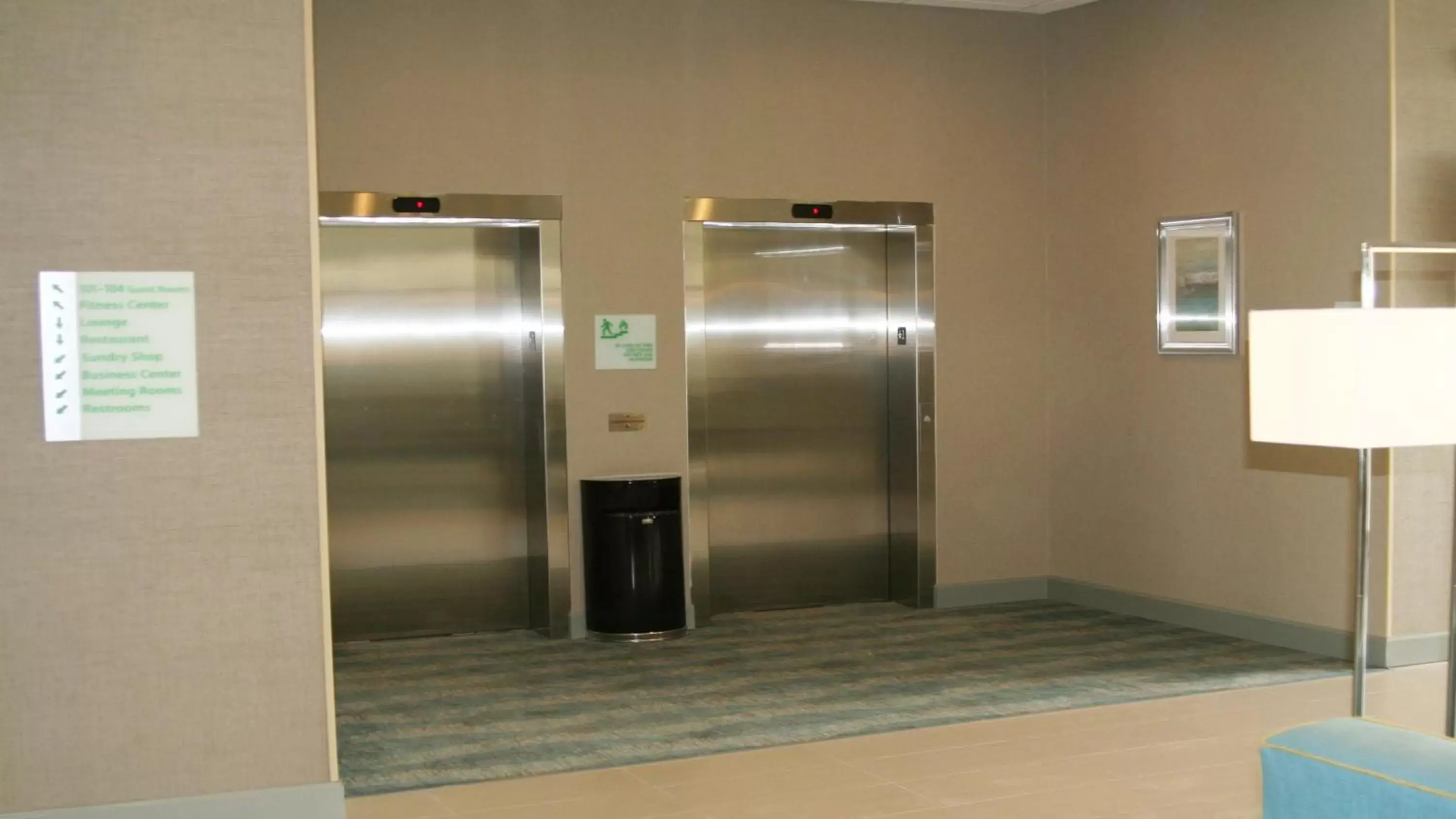 Lobby or reception, Bathroom in Holiday Inn Guin, an IHG Hotel