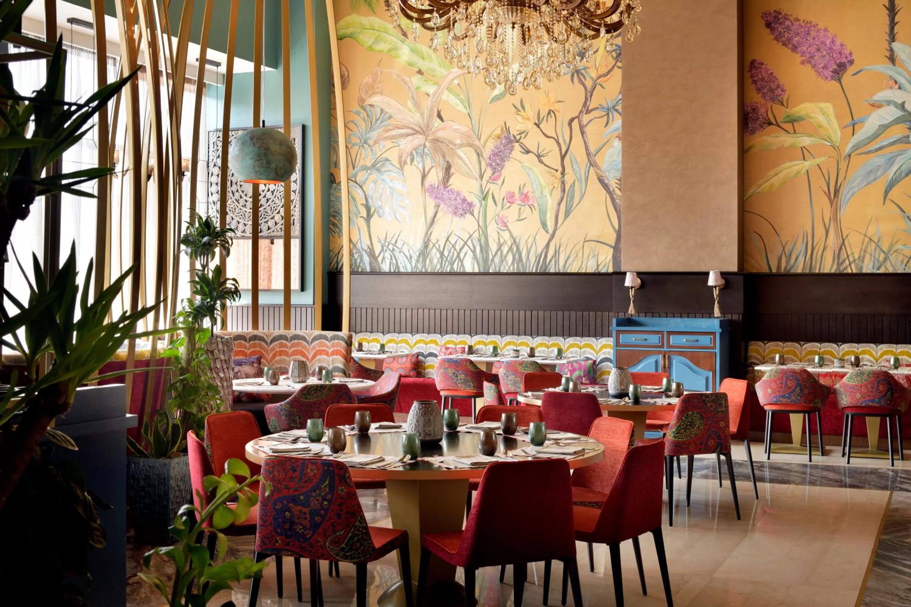 Restaurant/places to eat in Mövenpick Hotel Tahlia Jeddah