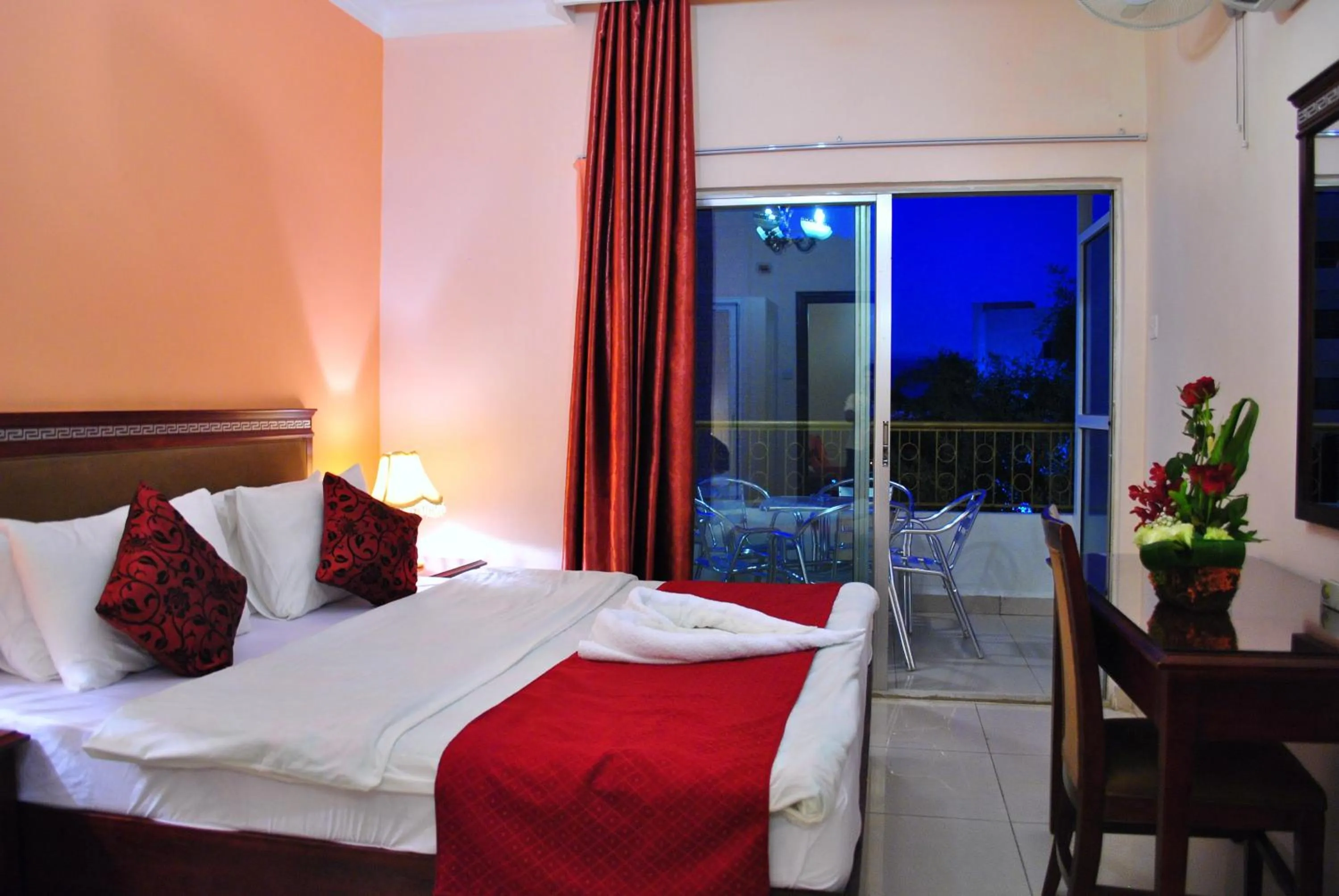 Bed in Al Qidra Hotel & Suites Aqaba