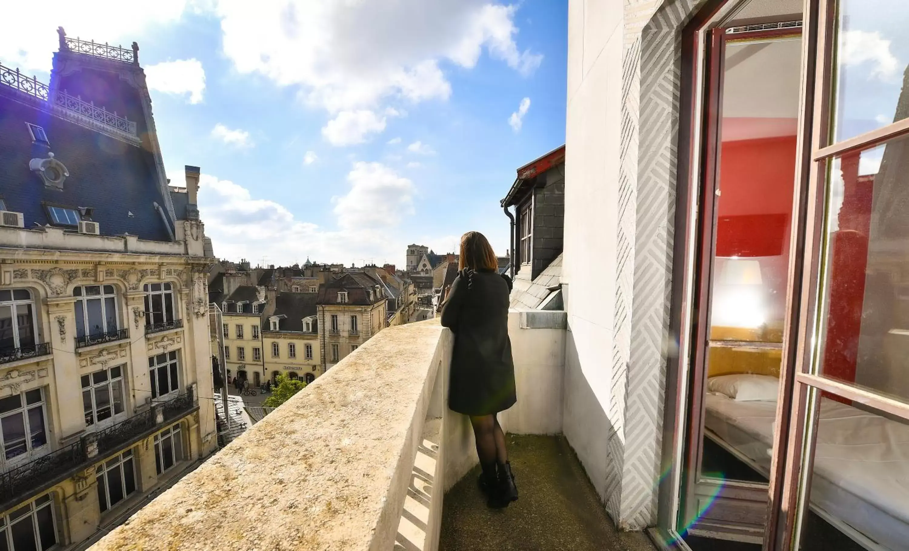 People in B&B HOTEL Dijon Centre