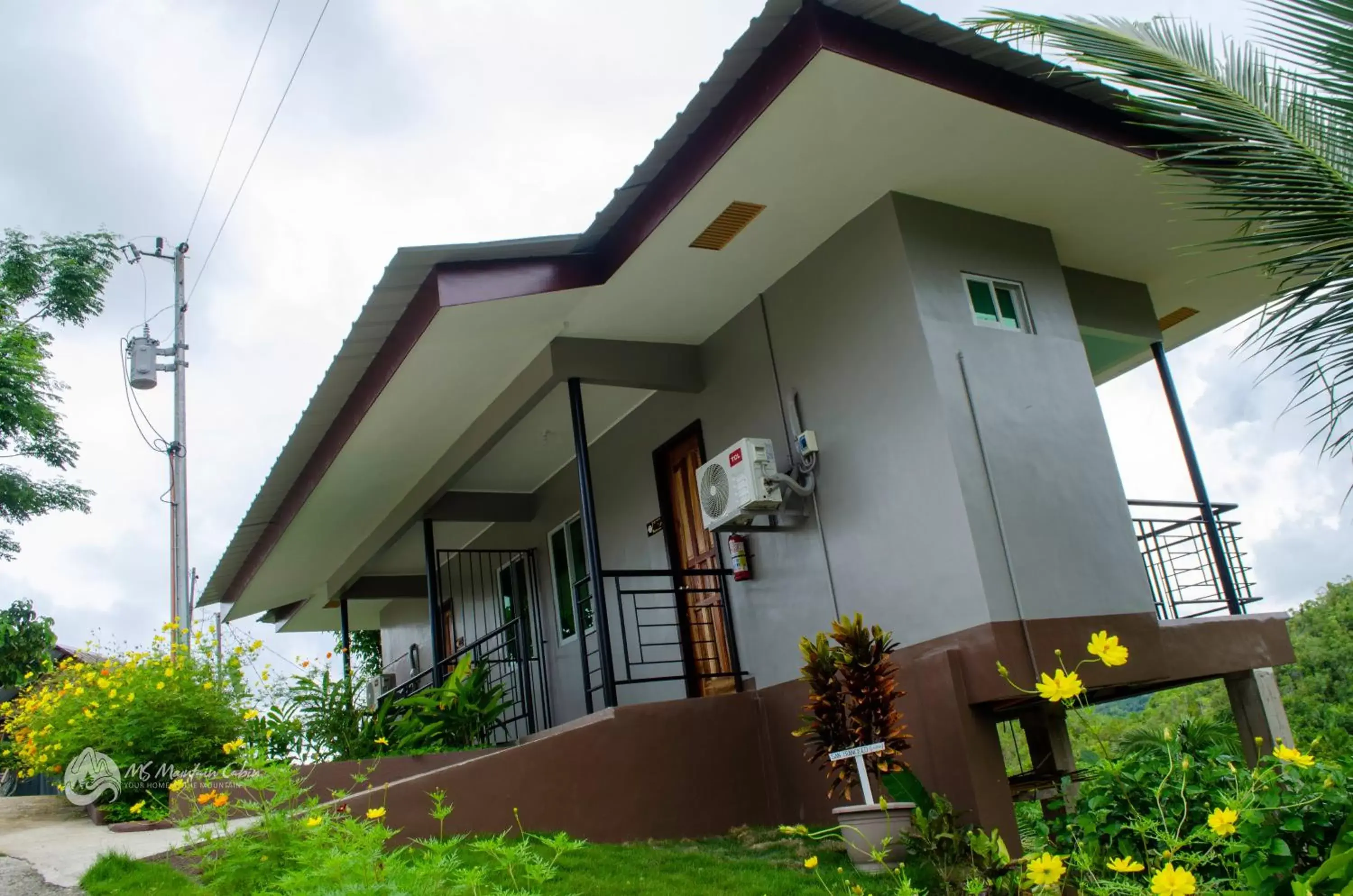Property building in MS Mountain Cabin Property building in MS Mountain Cabin