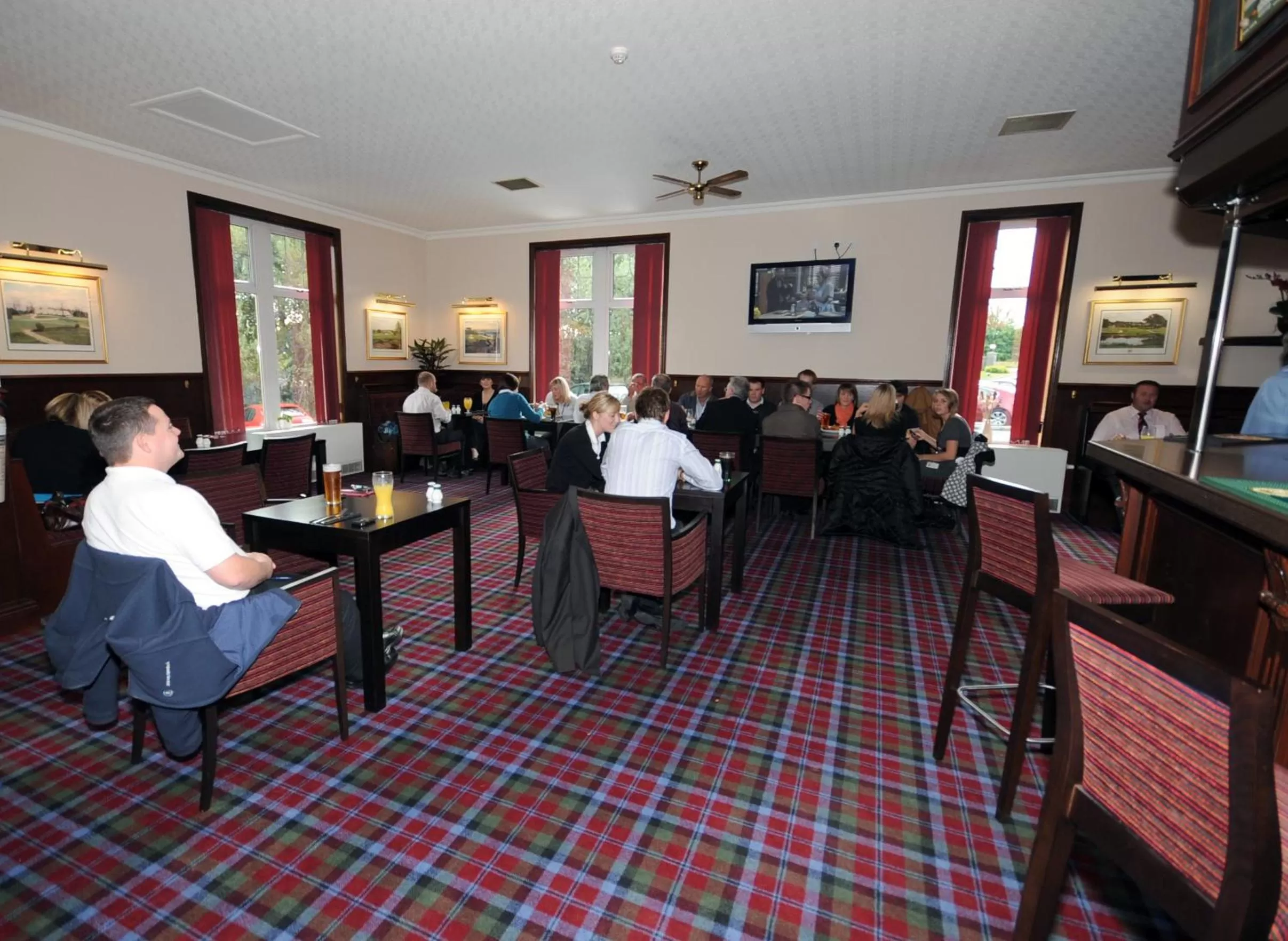 Restaurant/places to eat in Pinehurst Lodge Hotel -Dyce, Aberdeen