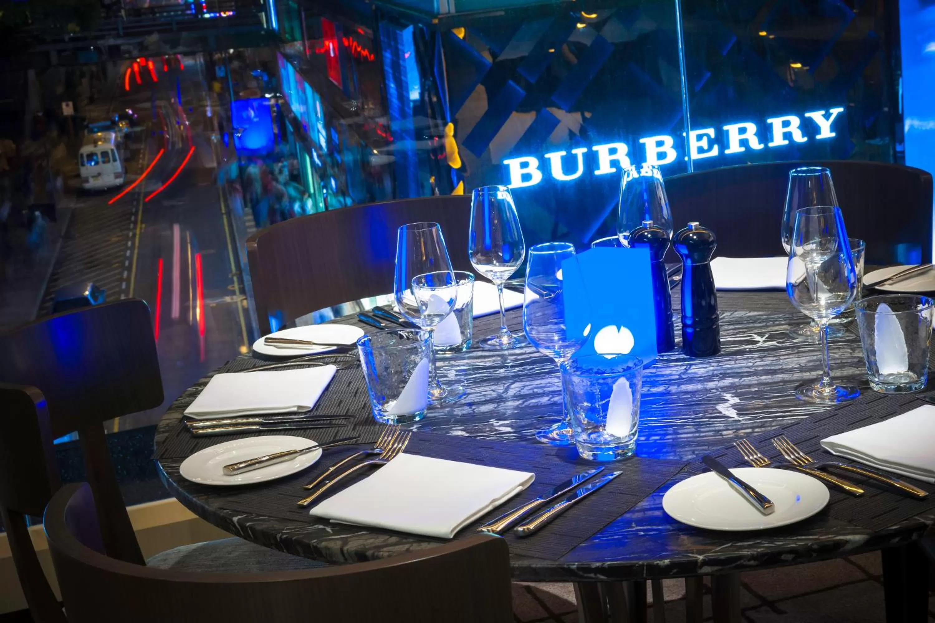 Restaurant/places to eat in Gateway Hotel, Marco Polo