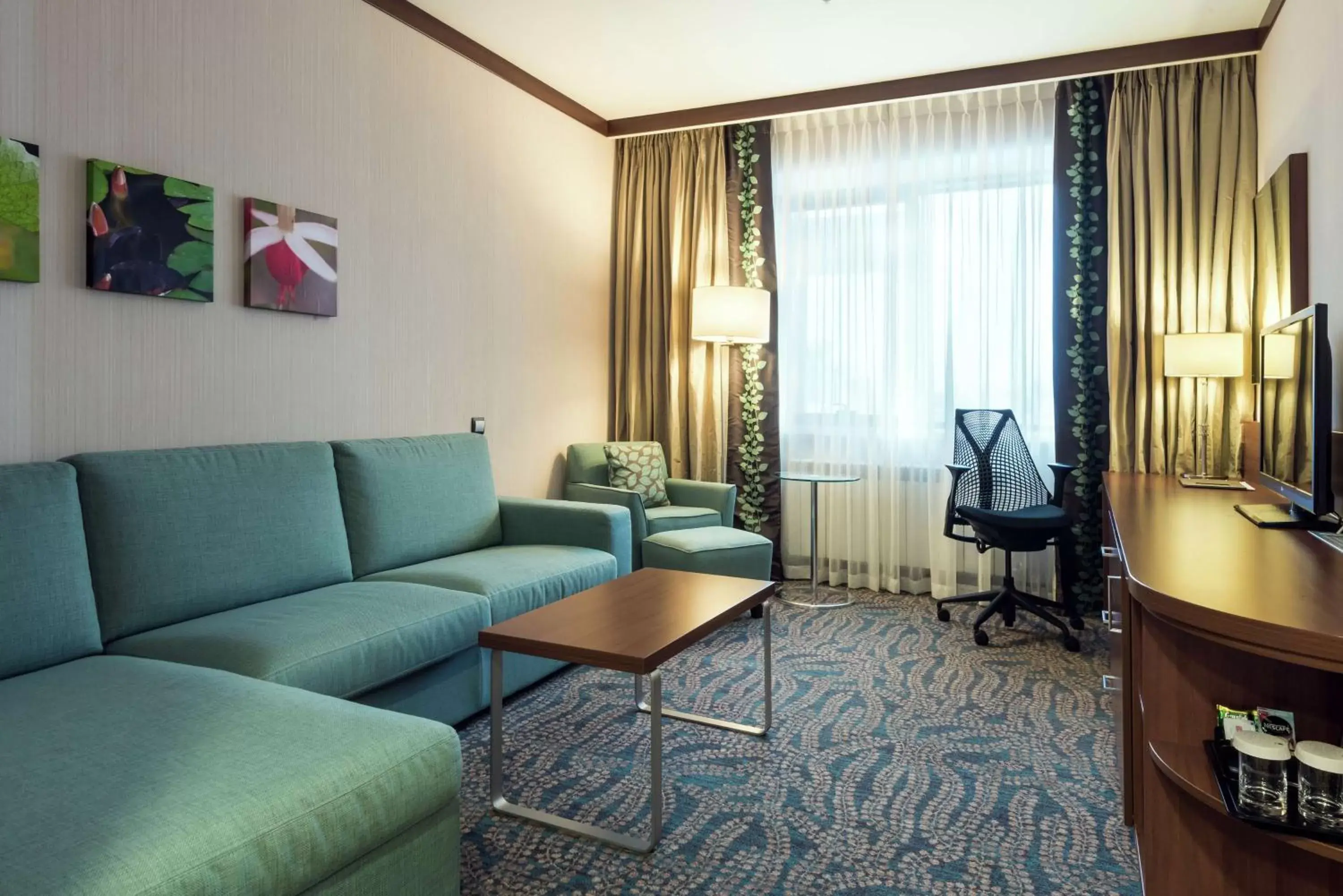 Bedroom, Seating Area in Hilton Garden Inn Astana