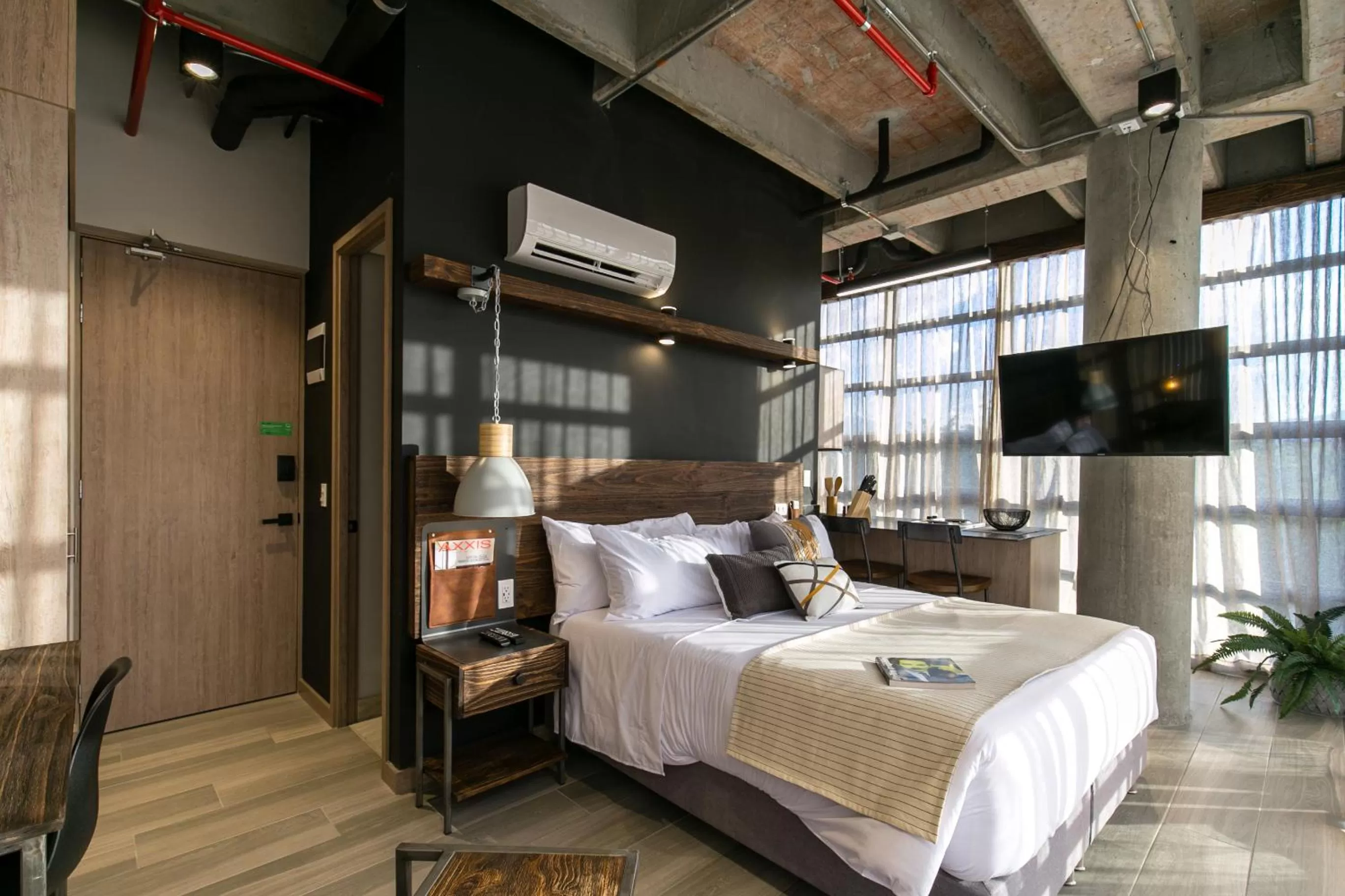 TV and multimedia, Bed in Factory Lofts Hotel