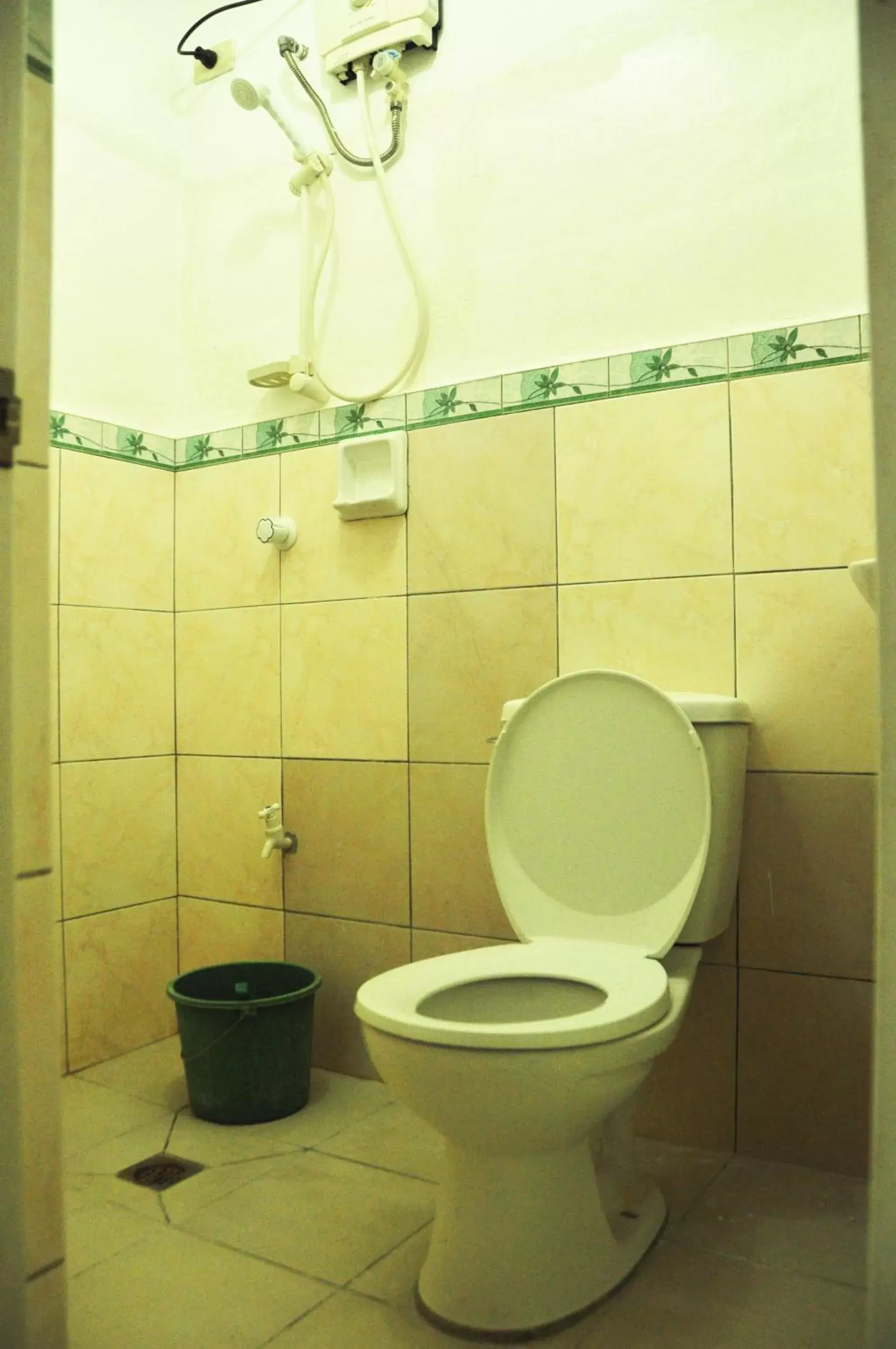 Bathroom in GV Hotel - Lapu-Lapu City