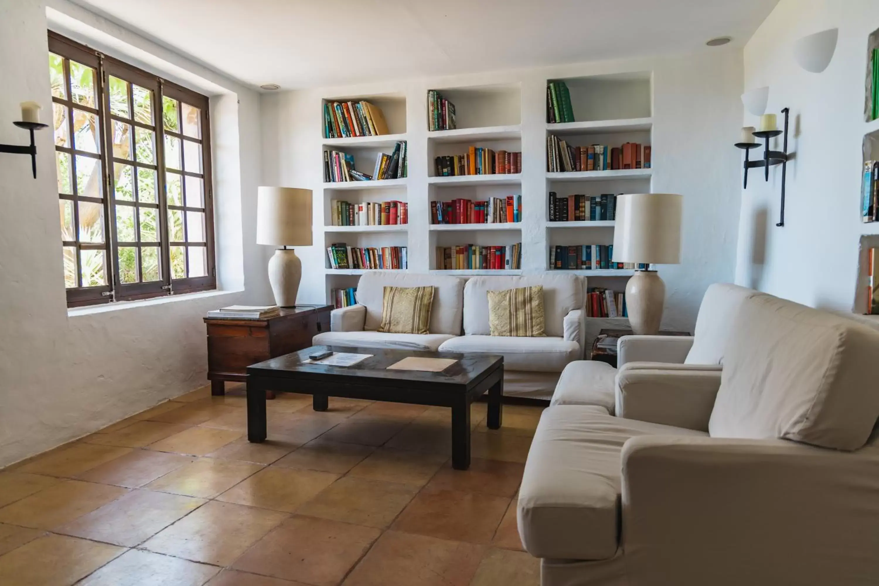 Seating area, Library in Ca's Xorc Luxury Retreat - ADULTS ONLY