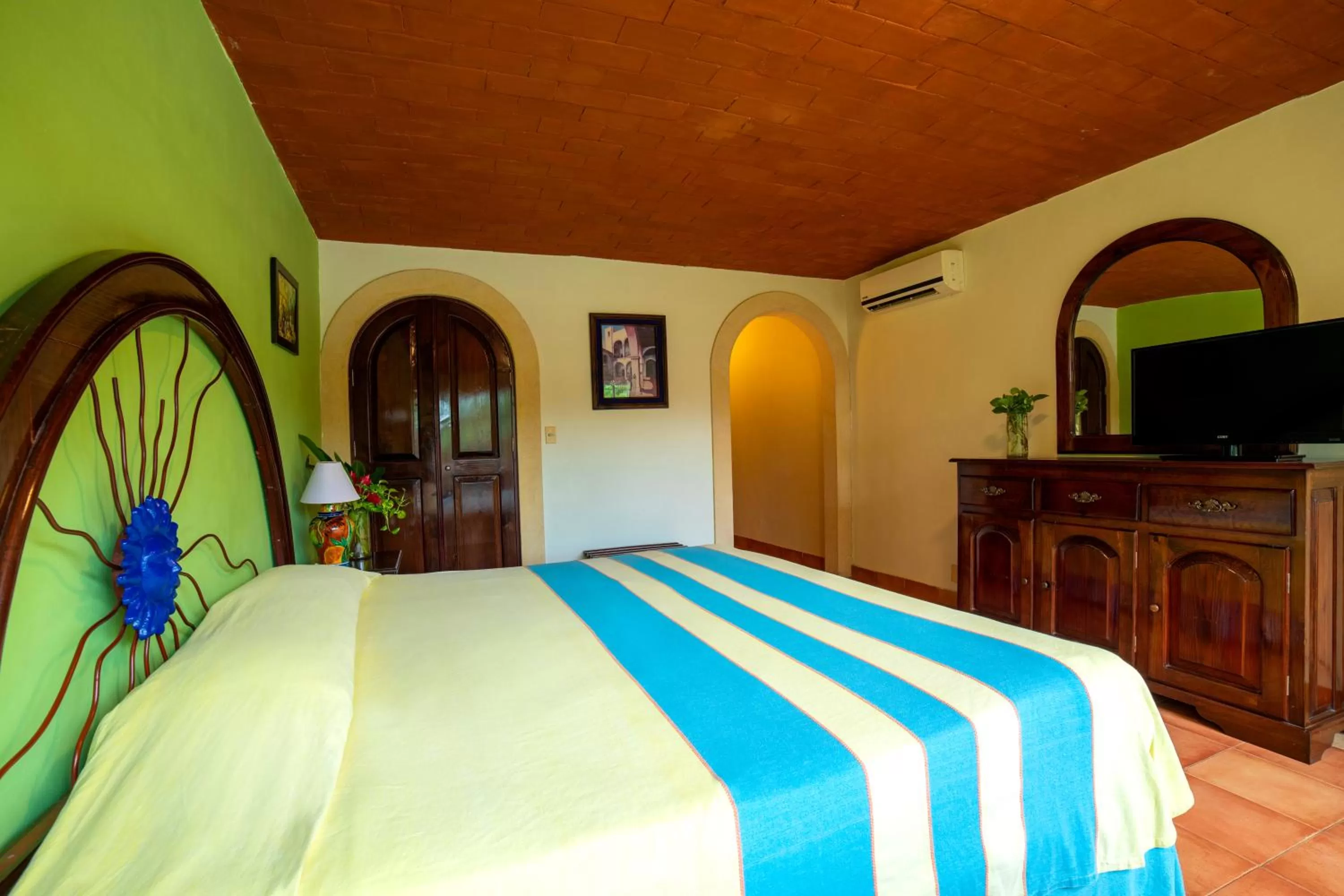 Bed in Hotel Chichen Itza