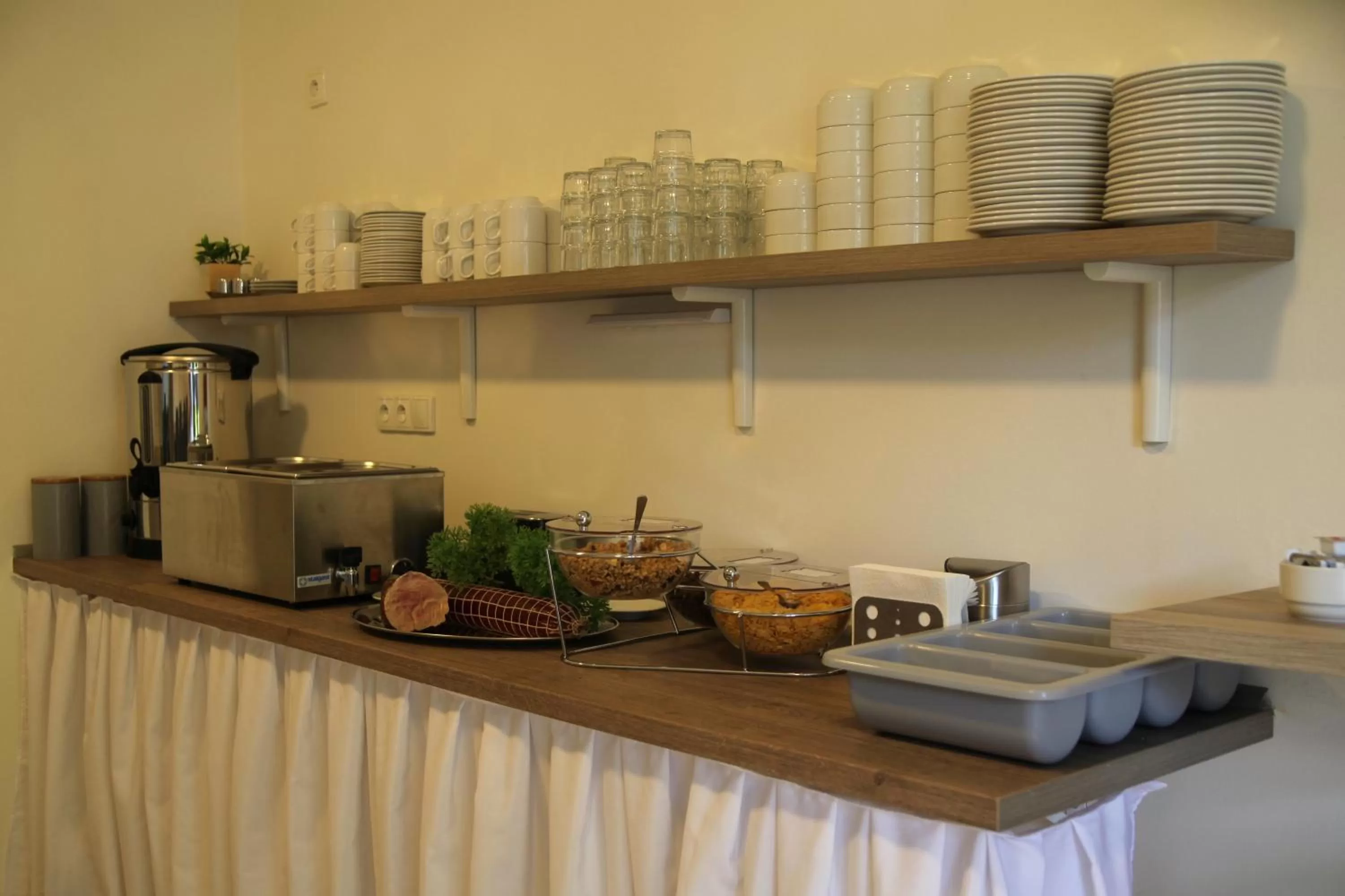 Breakfast in Hotel CK Park