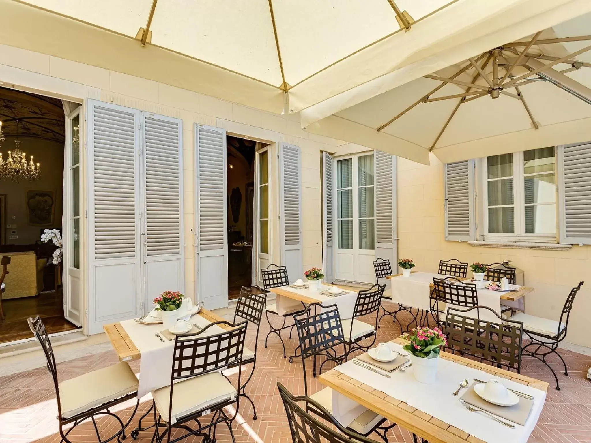 Balcony/Terrace, Restaurant/Places to Eat in Relais degli Angeli Residenza d'Epoca