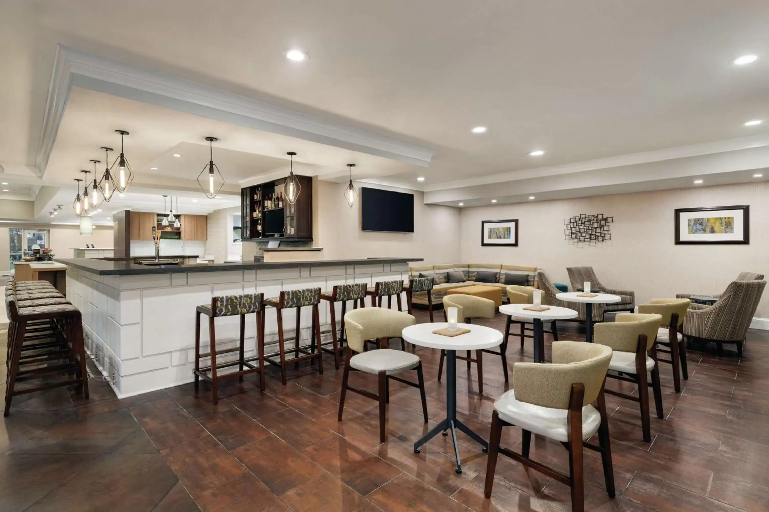 Lounge or bar, Restaurant/Places to Eat in Hilton Garden Inn Oxford/Anniston, AL