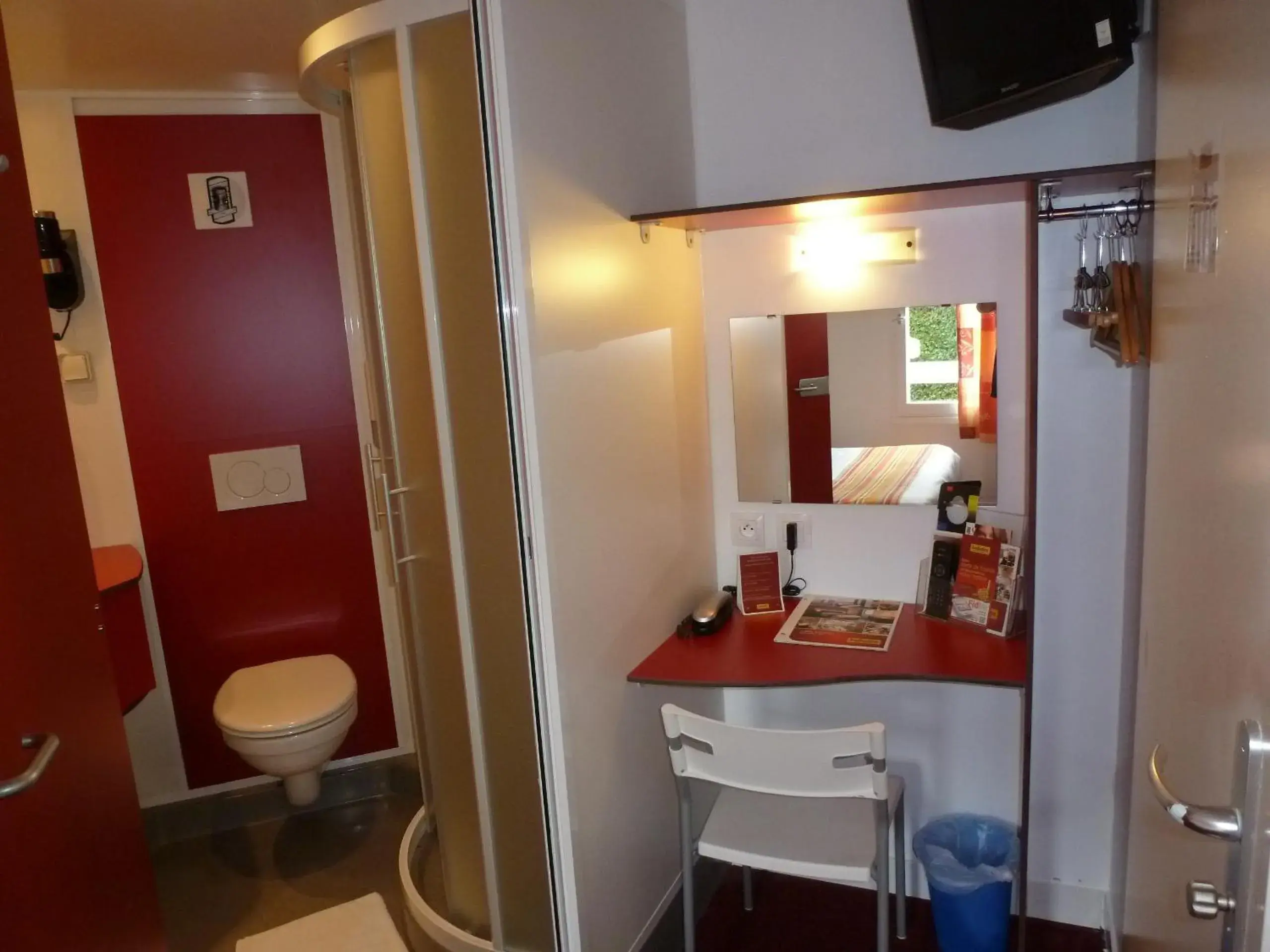 Toilet, Bathroom in initial by balladins Bordeaux / Eysines
