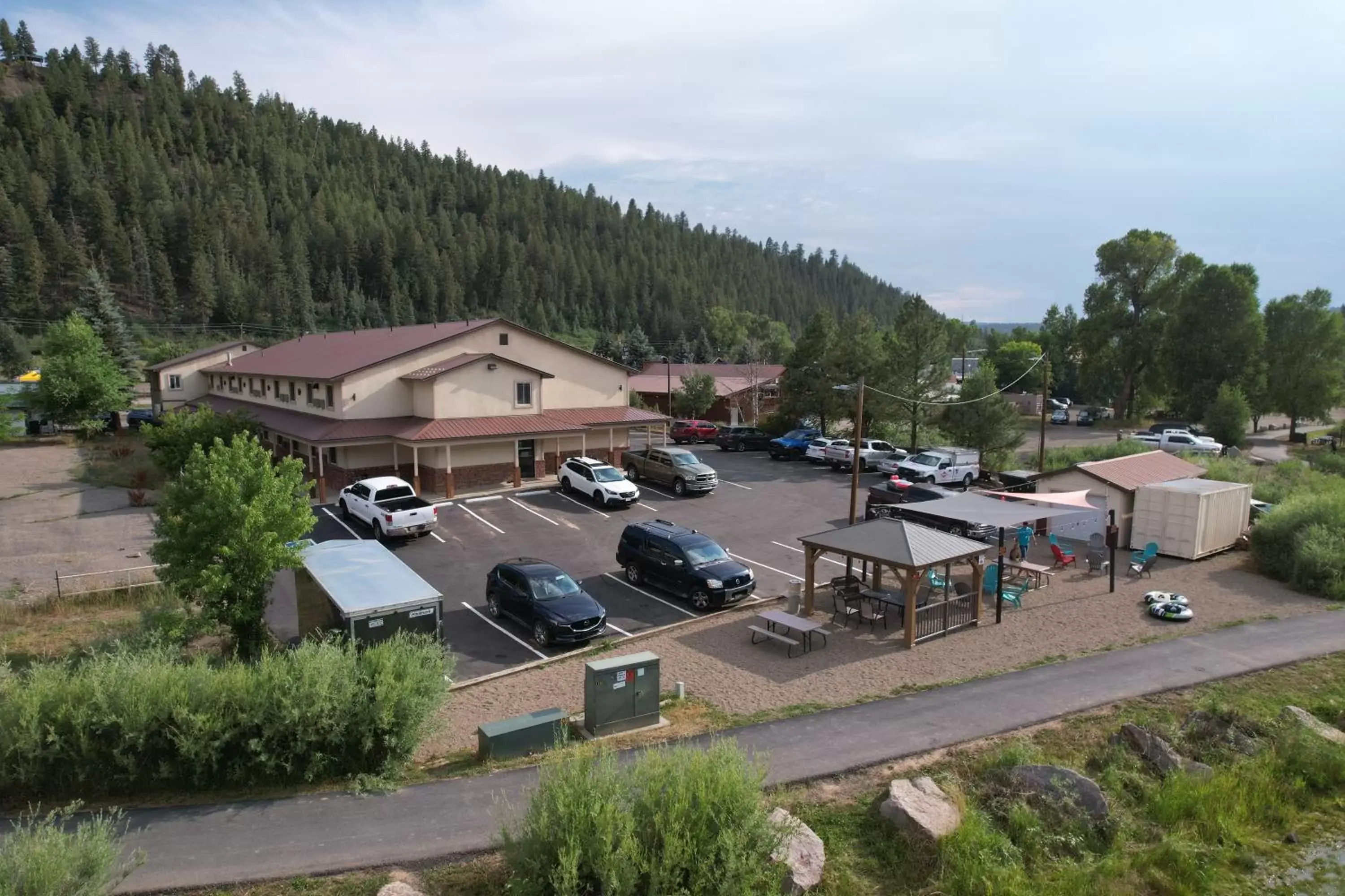 Patio, Bird's-eye View in RiverWalk Inn