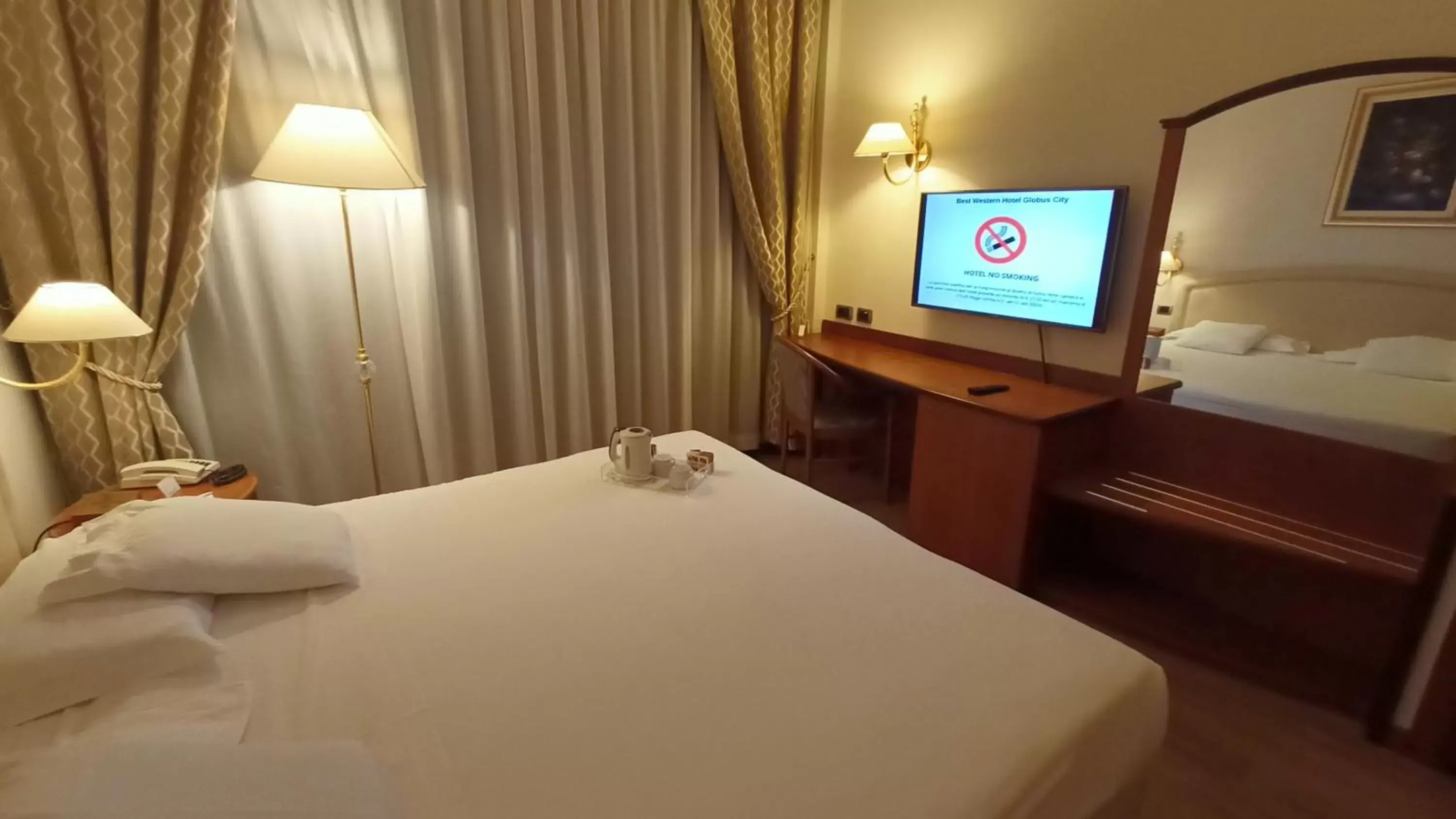Bedroom, Bed in Best Western Hotel Globus City