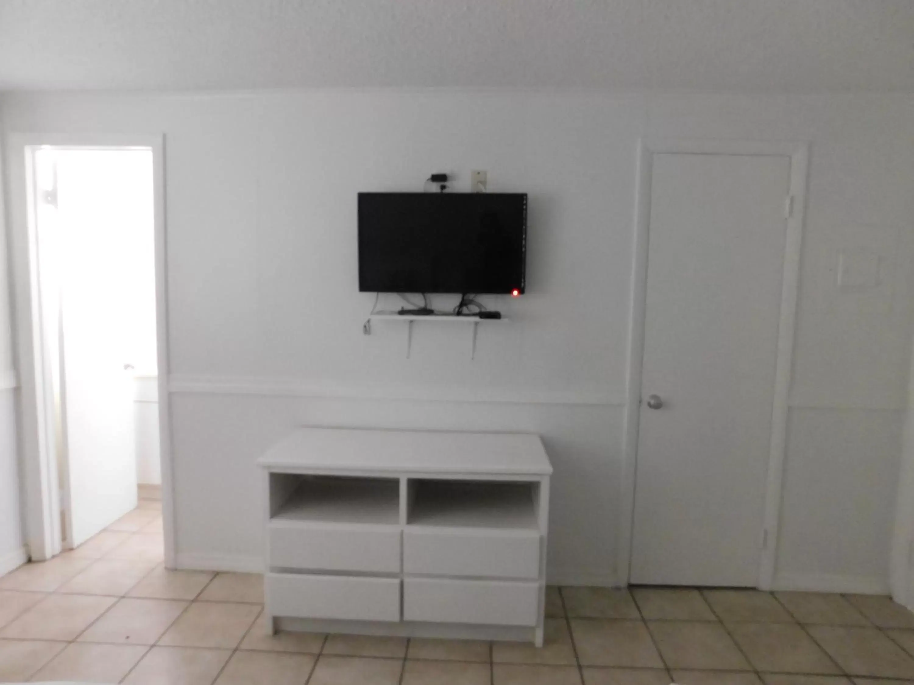 TV/Entertainment Center in Kingsail Resort