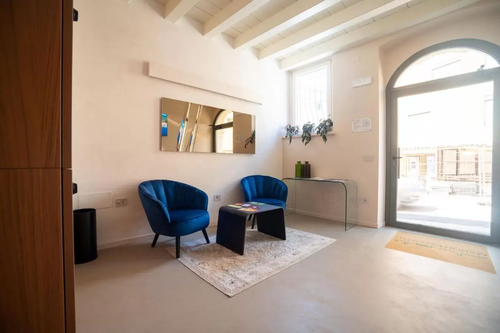 Seating Area in Maison Calcirelli rooms