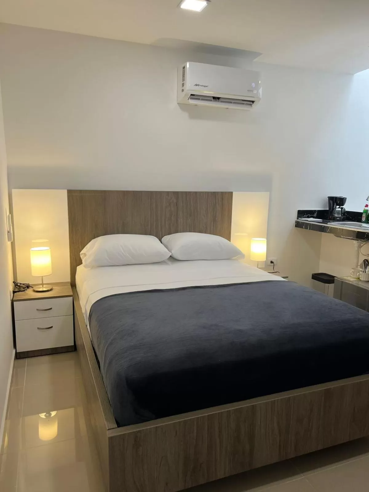 Photo of the whole room, Bed in Hotel Boutique Business Center