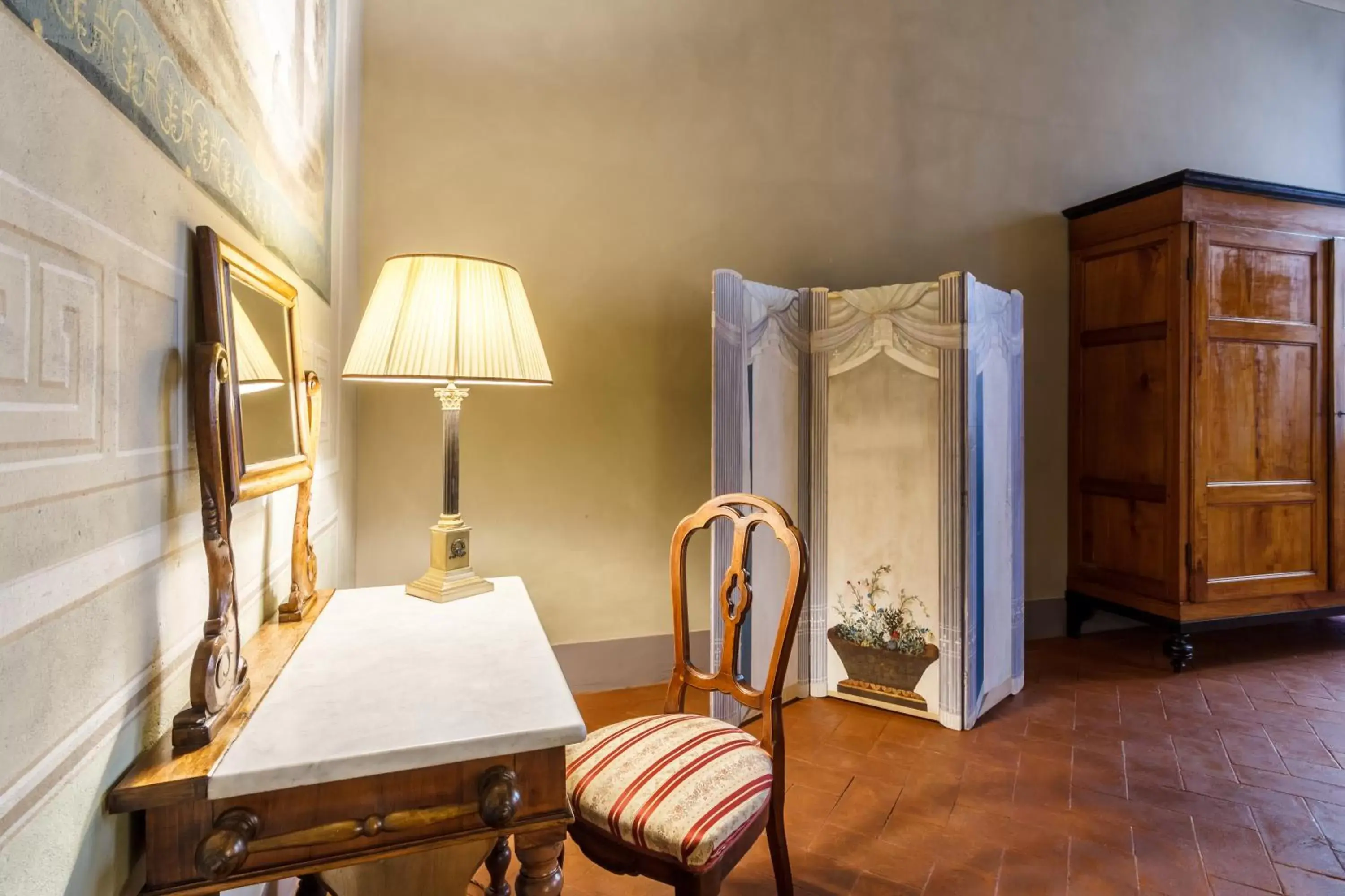 Decorative detail, Dining Area in Dimora Storica Palazzo Puccini