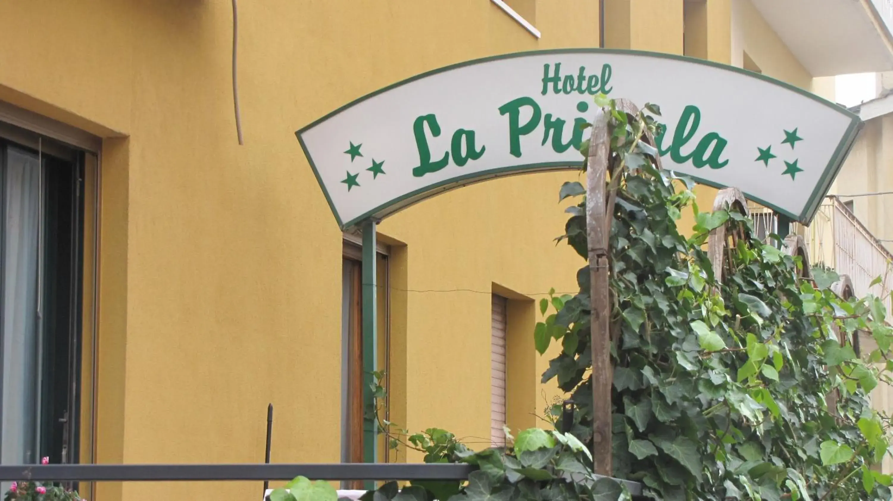 Property logo or sign in Albergo La Primula