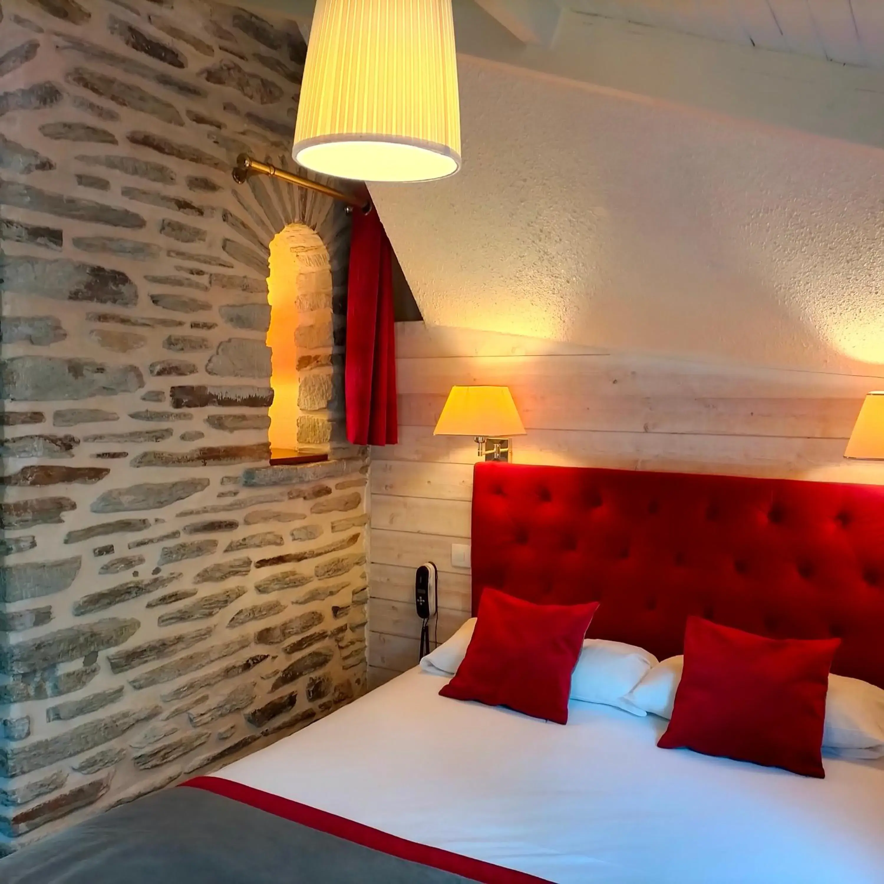 Bedroom, Bed in Logis HOTEL RESTAURANT La Regence