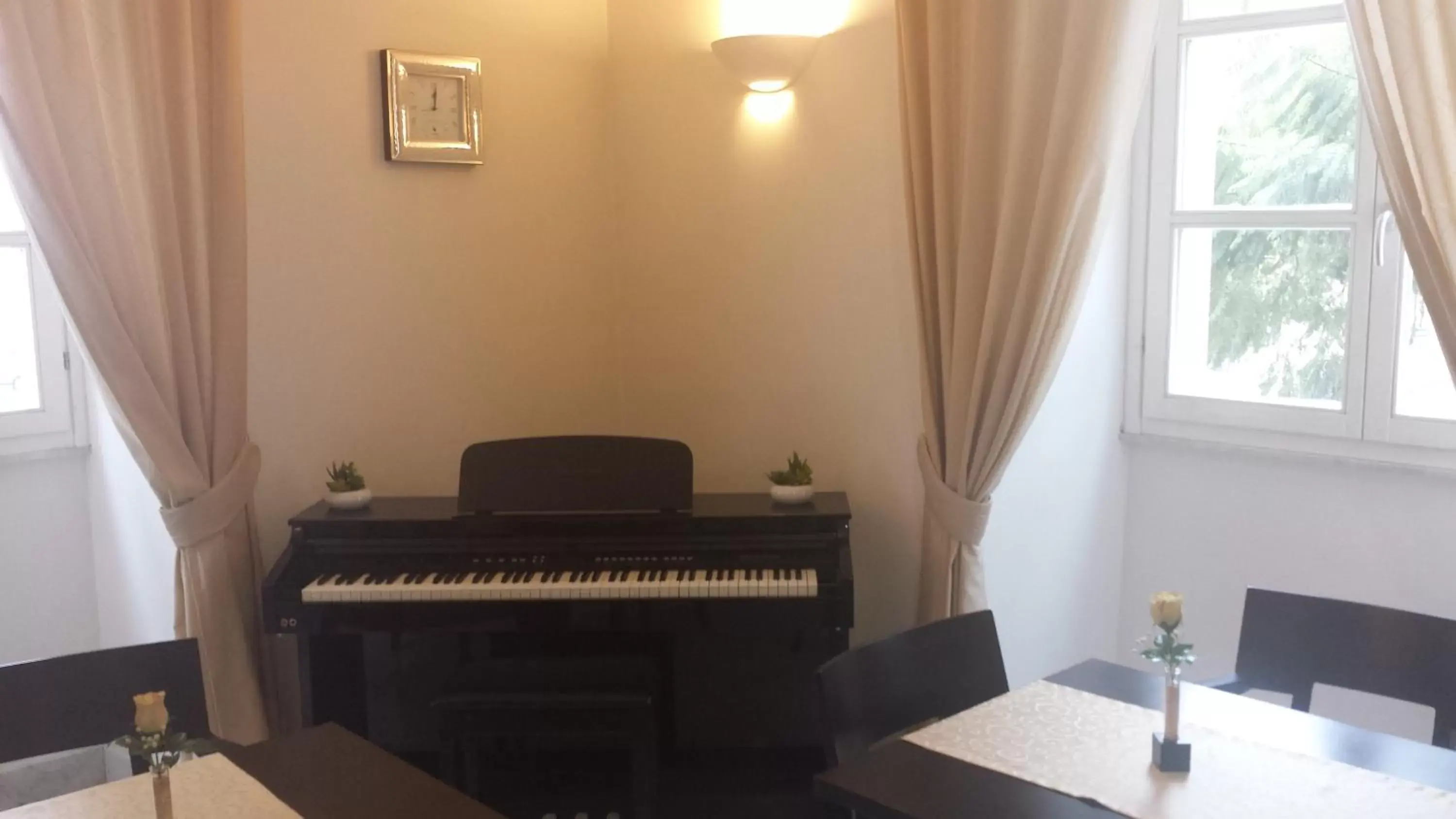 Decorative detail in Hotel Due Colonne Decorative detail in Hotel Due Colonne