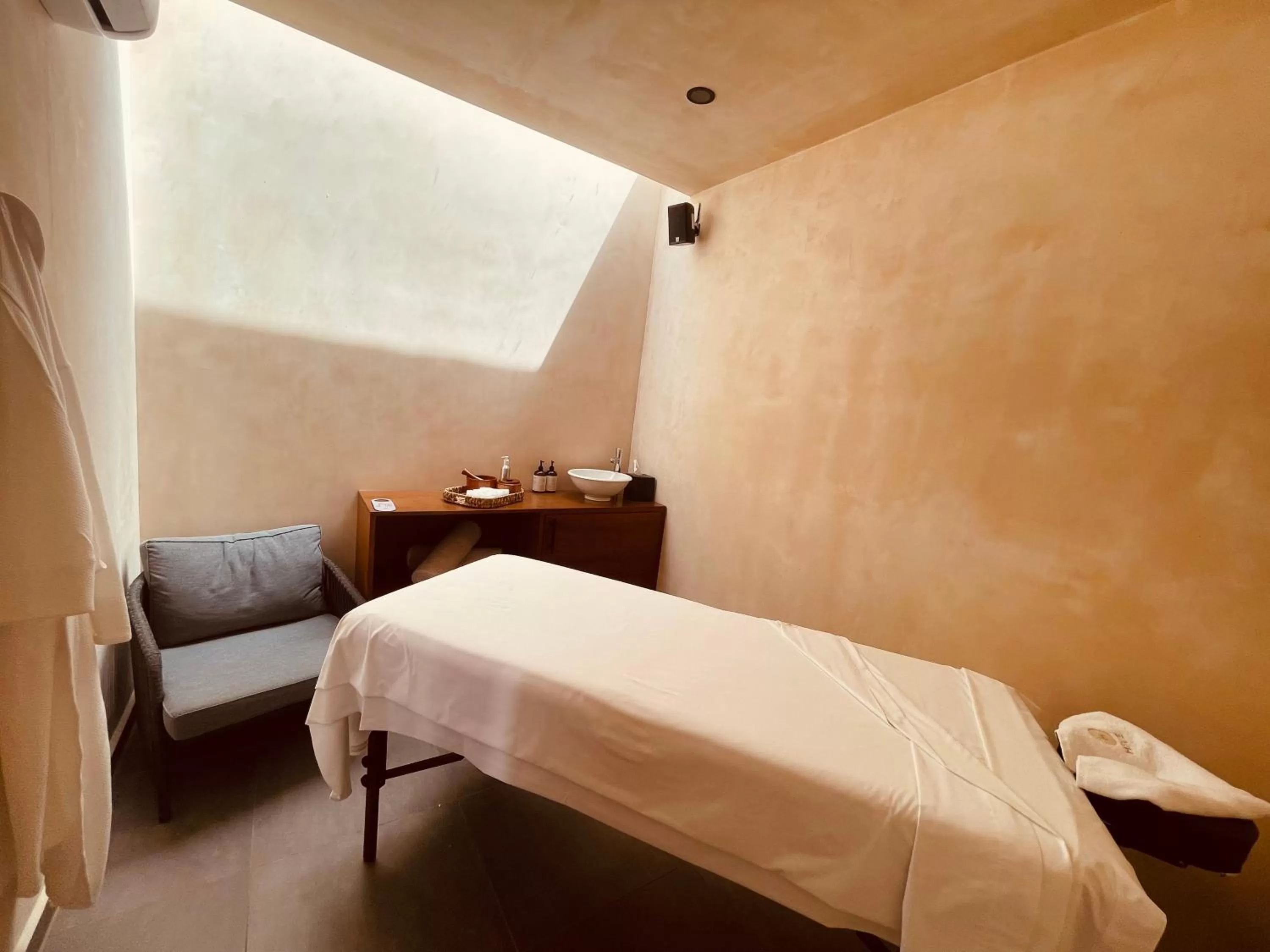 Spa and wellness centre/facilities, Bed in Hive Cancun by G Hotels