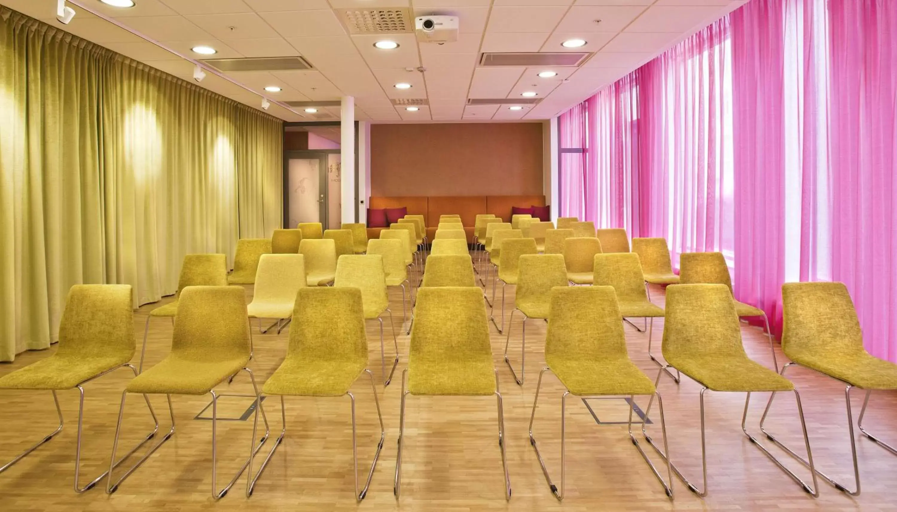 Meeting/conference room in Best Western Plus Time Hotel