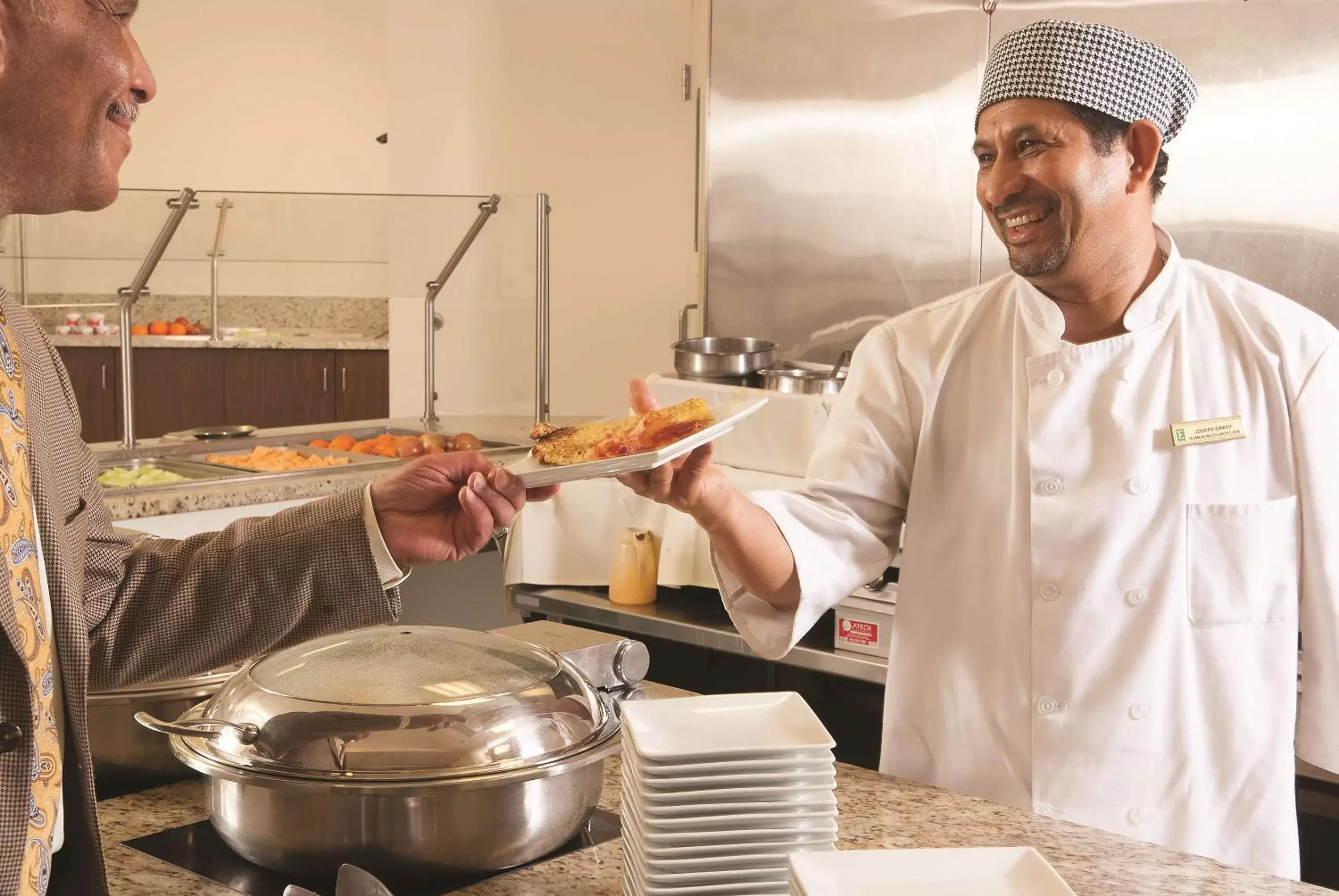 Restaurant/places to eat in Embassy Suites by Hilton Nashville Airport Restaurant/places to eat in Embassy Suites by Hilton Nashville Airport