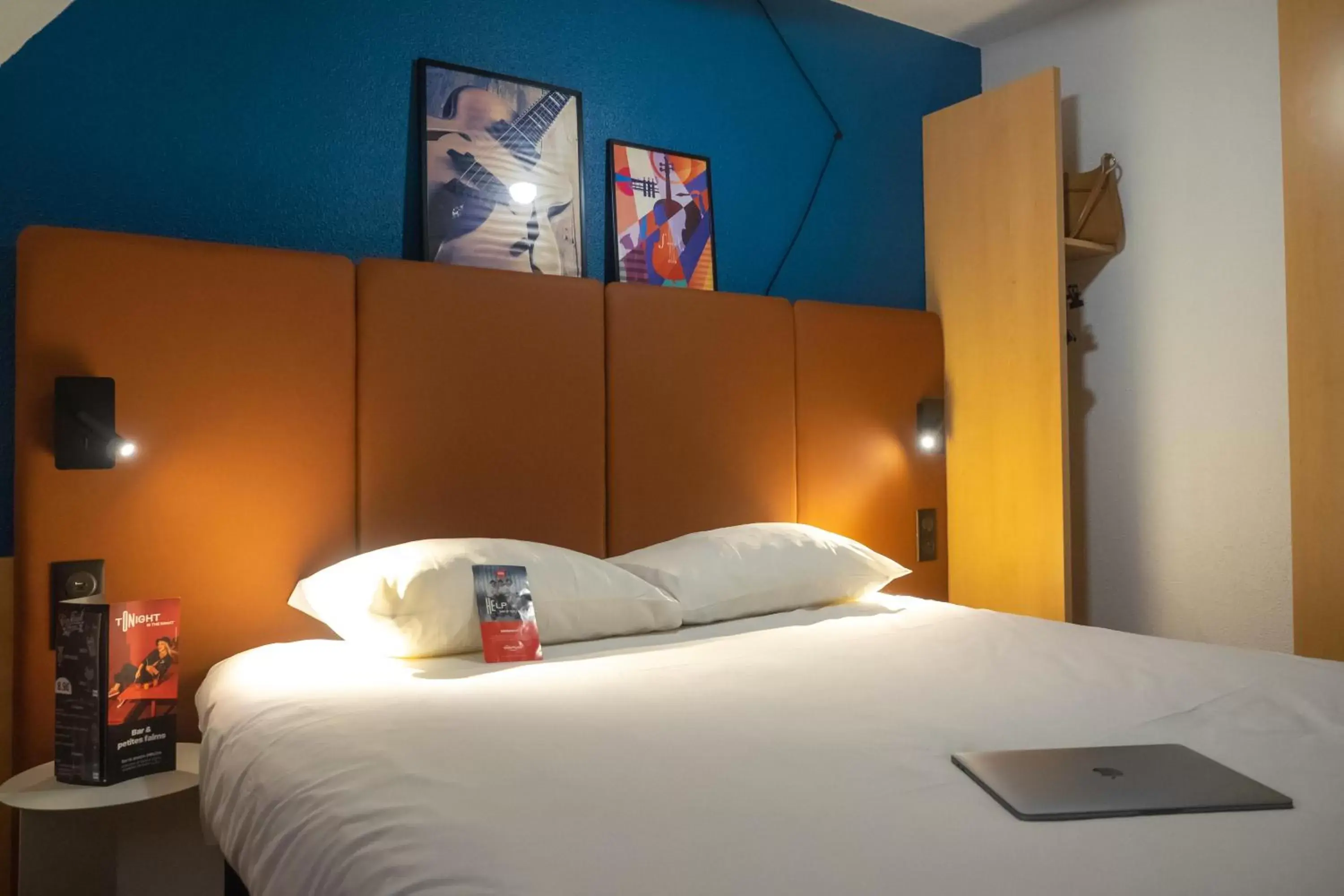 Bedroom, Bed in ibis Douai Centre