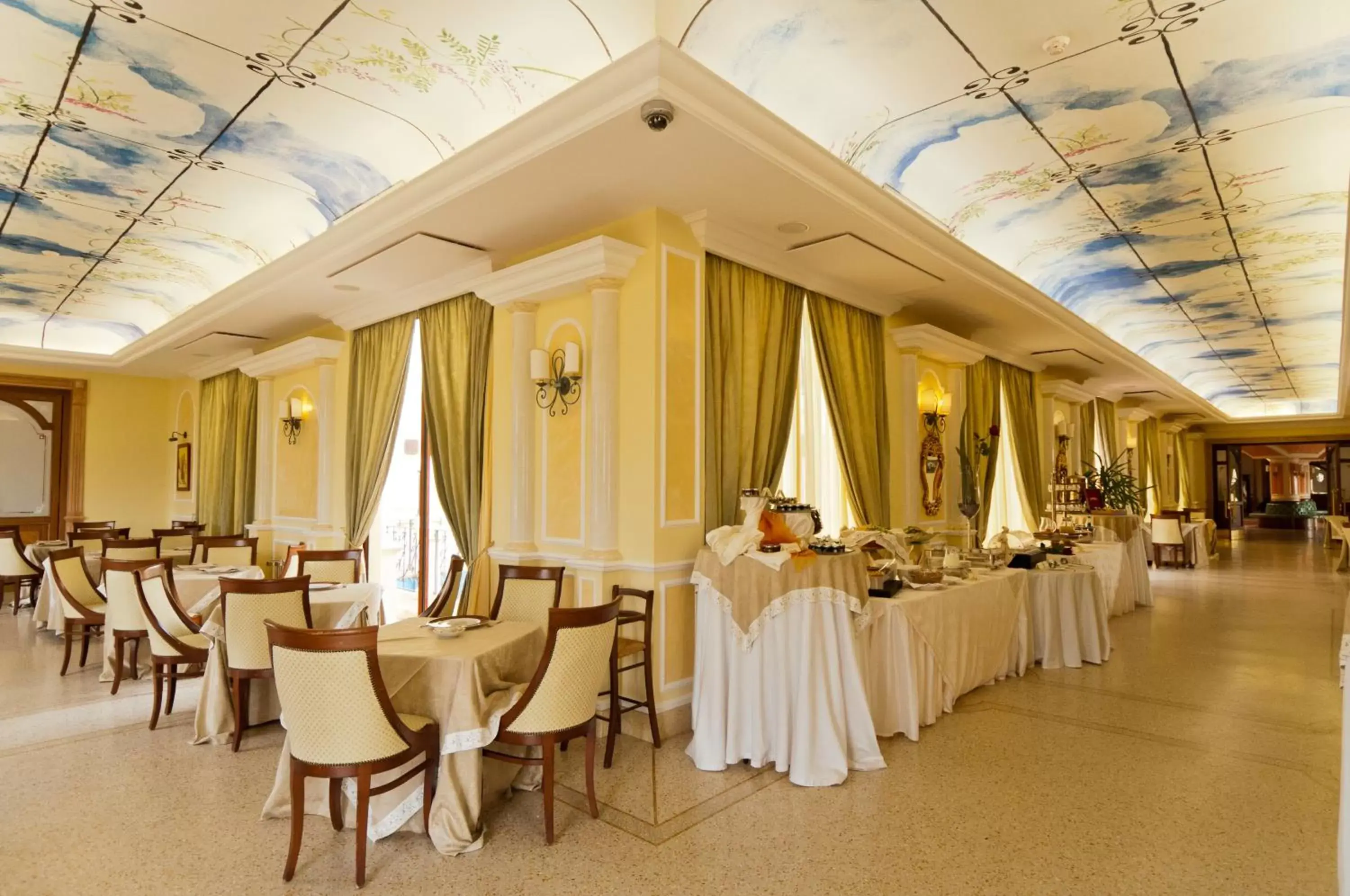 Restaurant/Places to Eat in Parco dei Principi Hotel