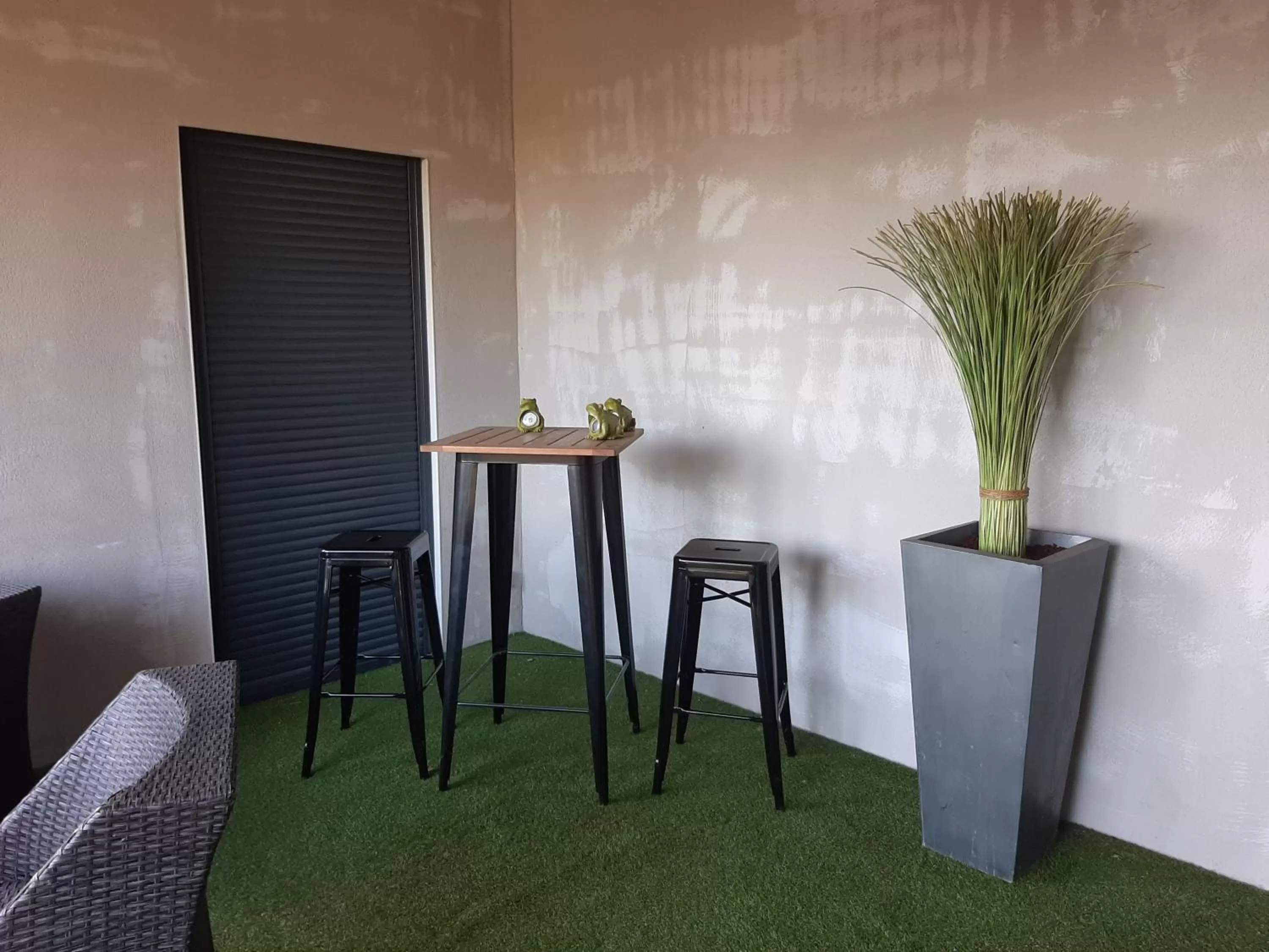 Patio in La Villa Claudia Jardin et Spa