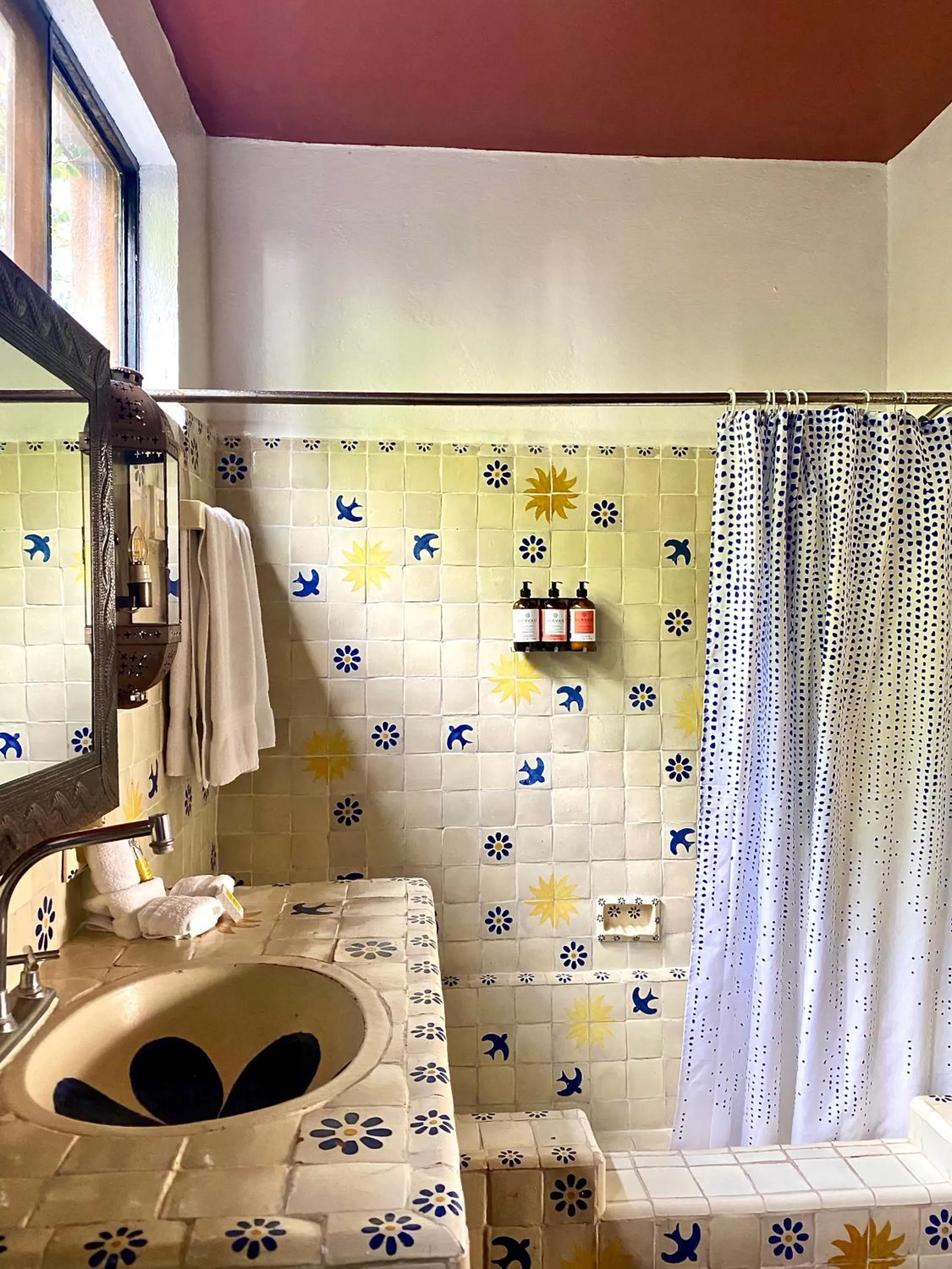 Toilet in Hacienda de las Flores