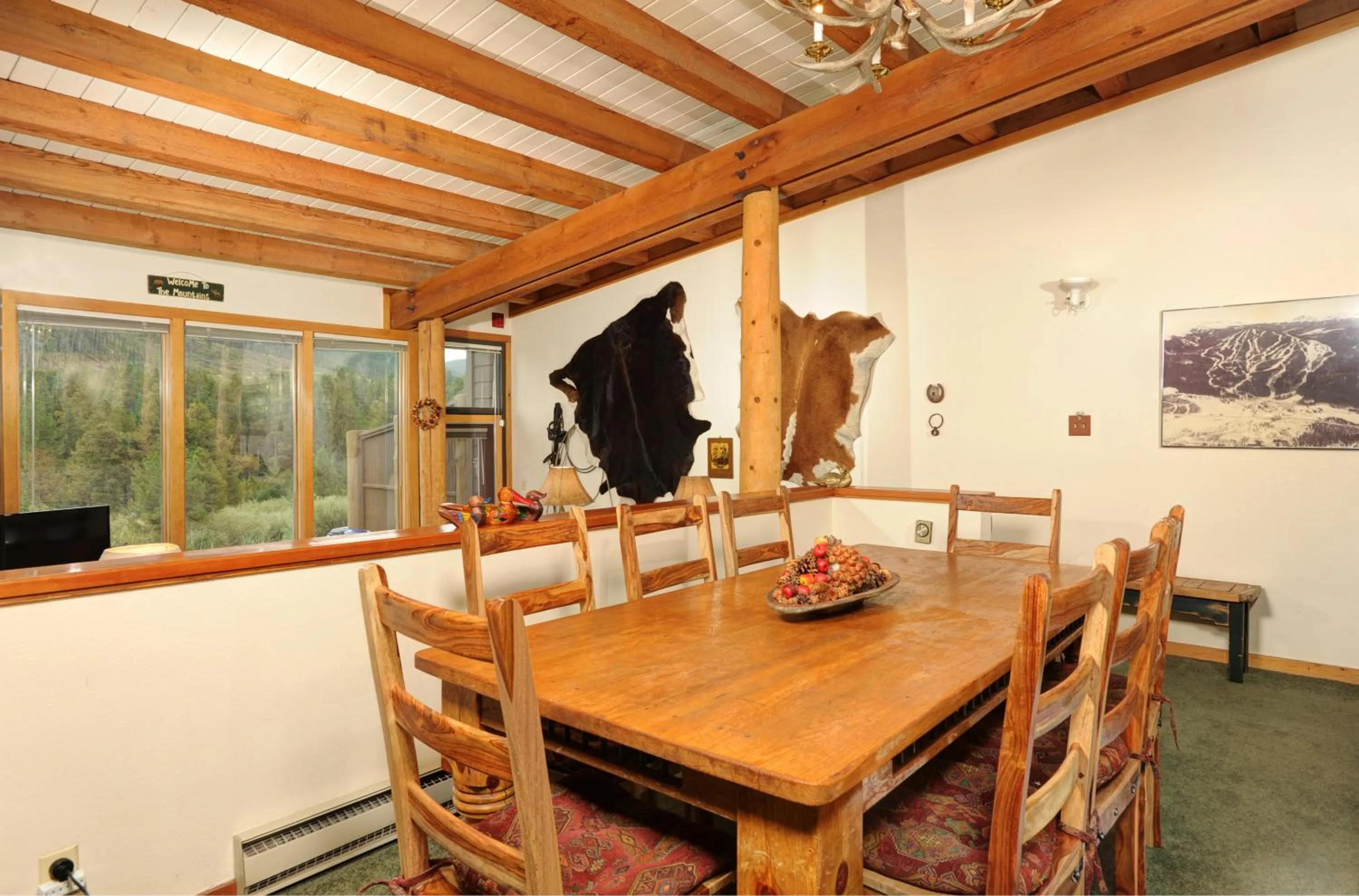 Dining area in Evergreen Condominiums by Keystone Resort