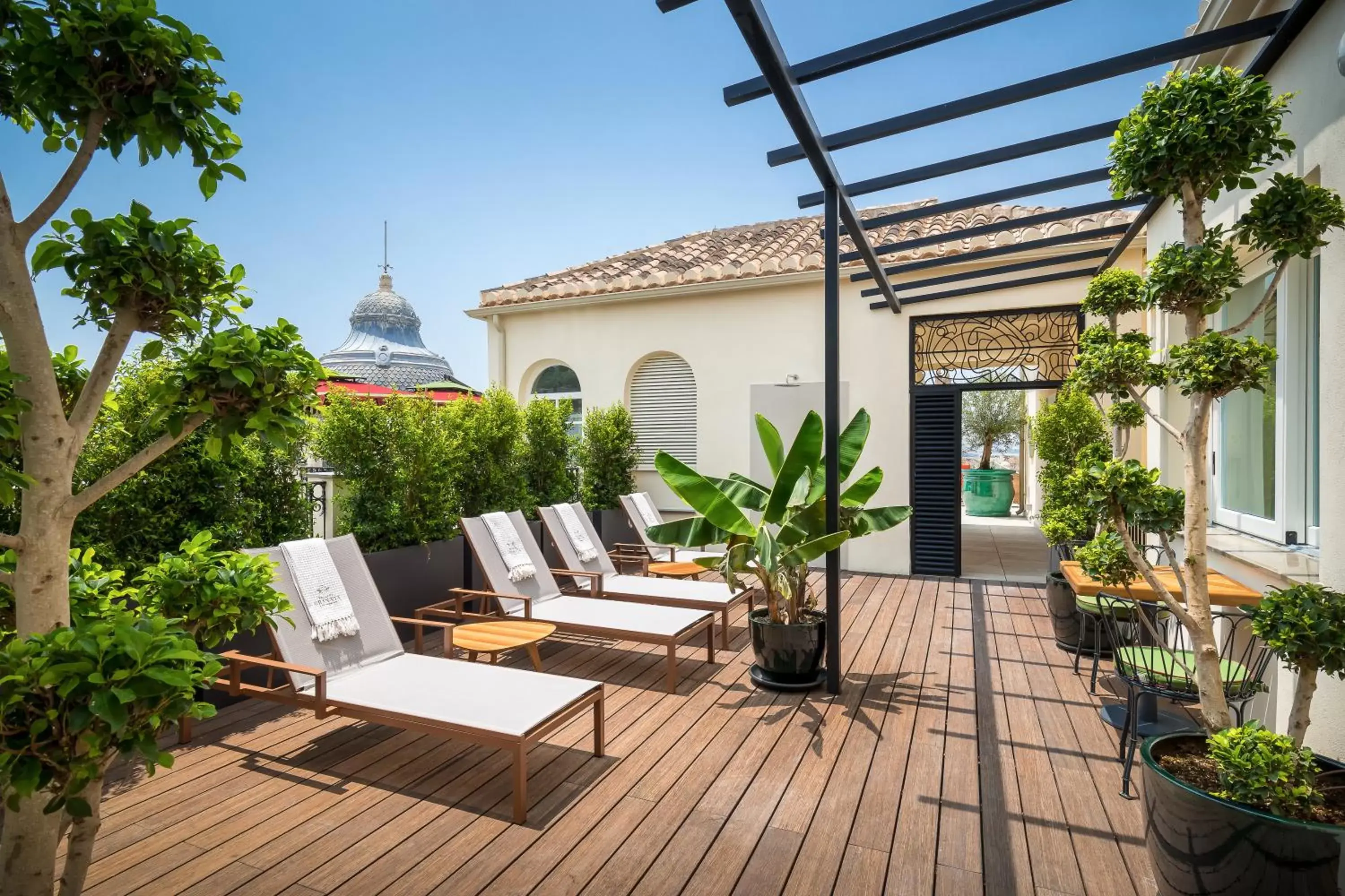 Patio in Palacio Gran Vía, a Royal Hideaway Hotel