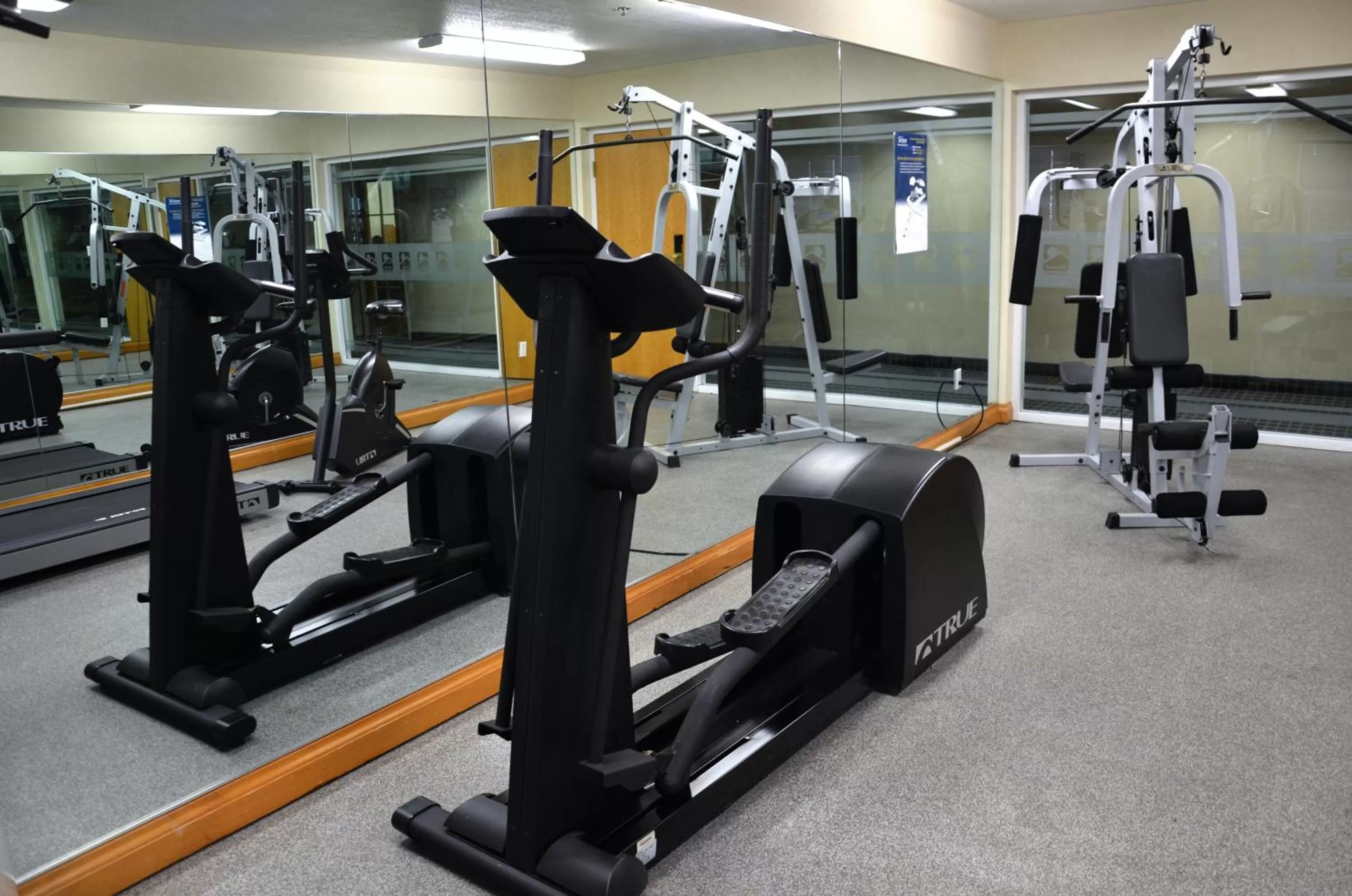 Fitness centre/facilities in Microtel Inn & Suites by Wyndham Chihuahua
