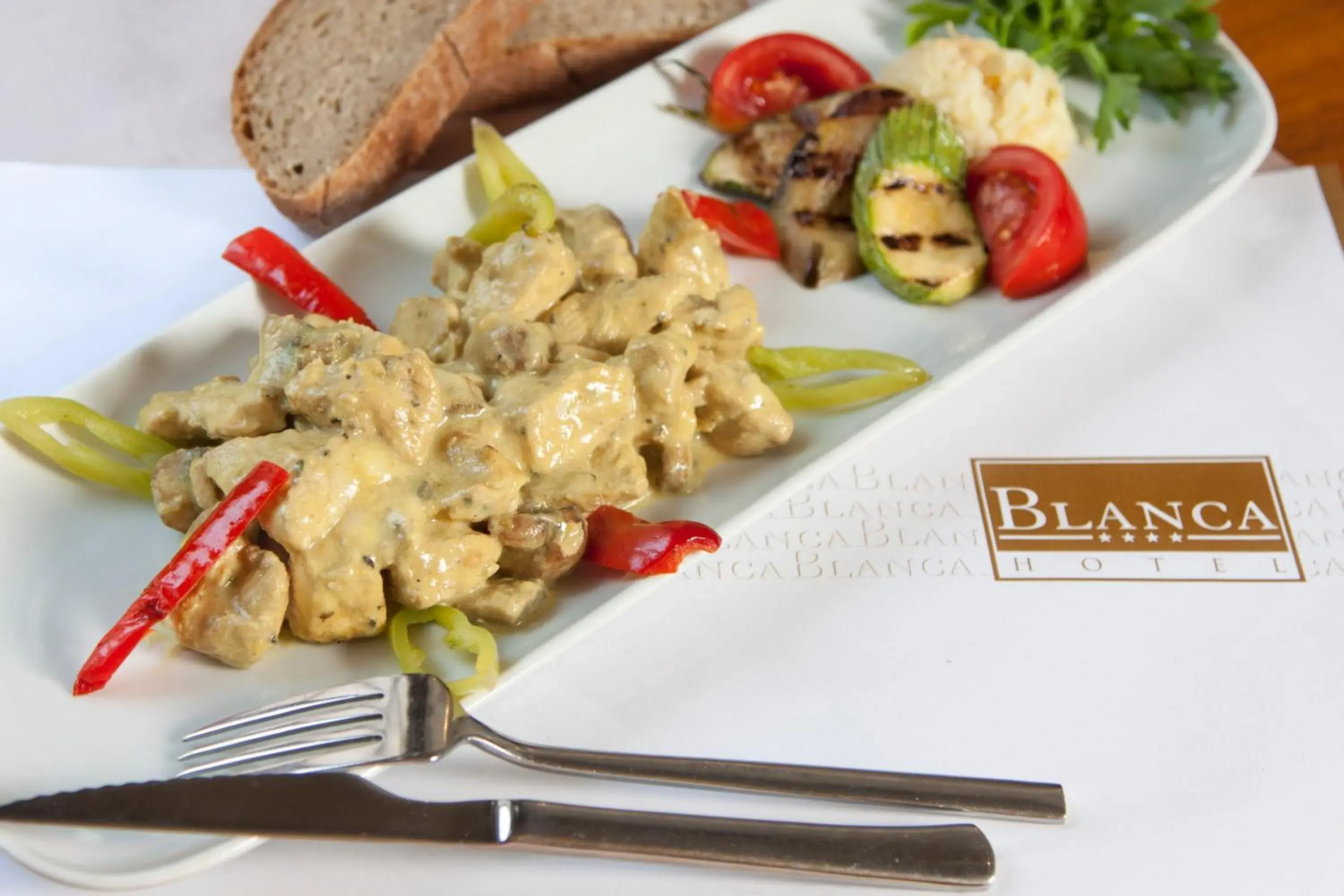 Restaurant/places to eat, Food in Blanca Hotel