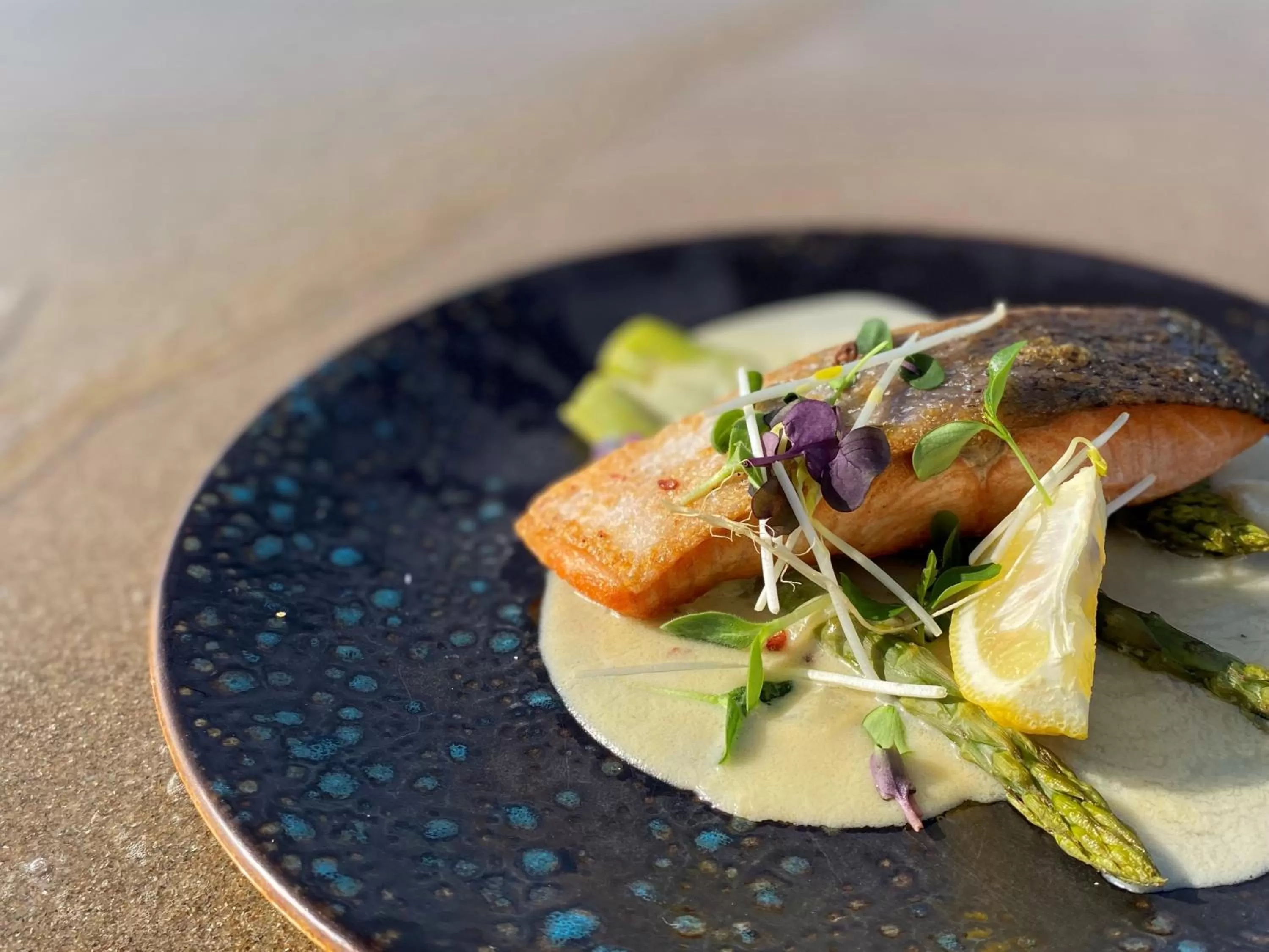 Restaurant/places to eat in Two Brothers Noordwijk Beach