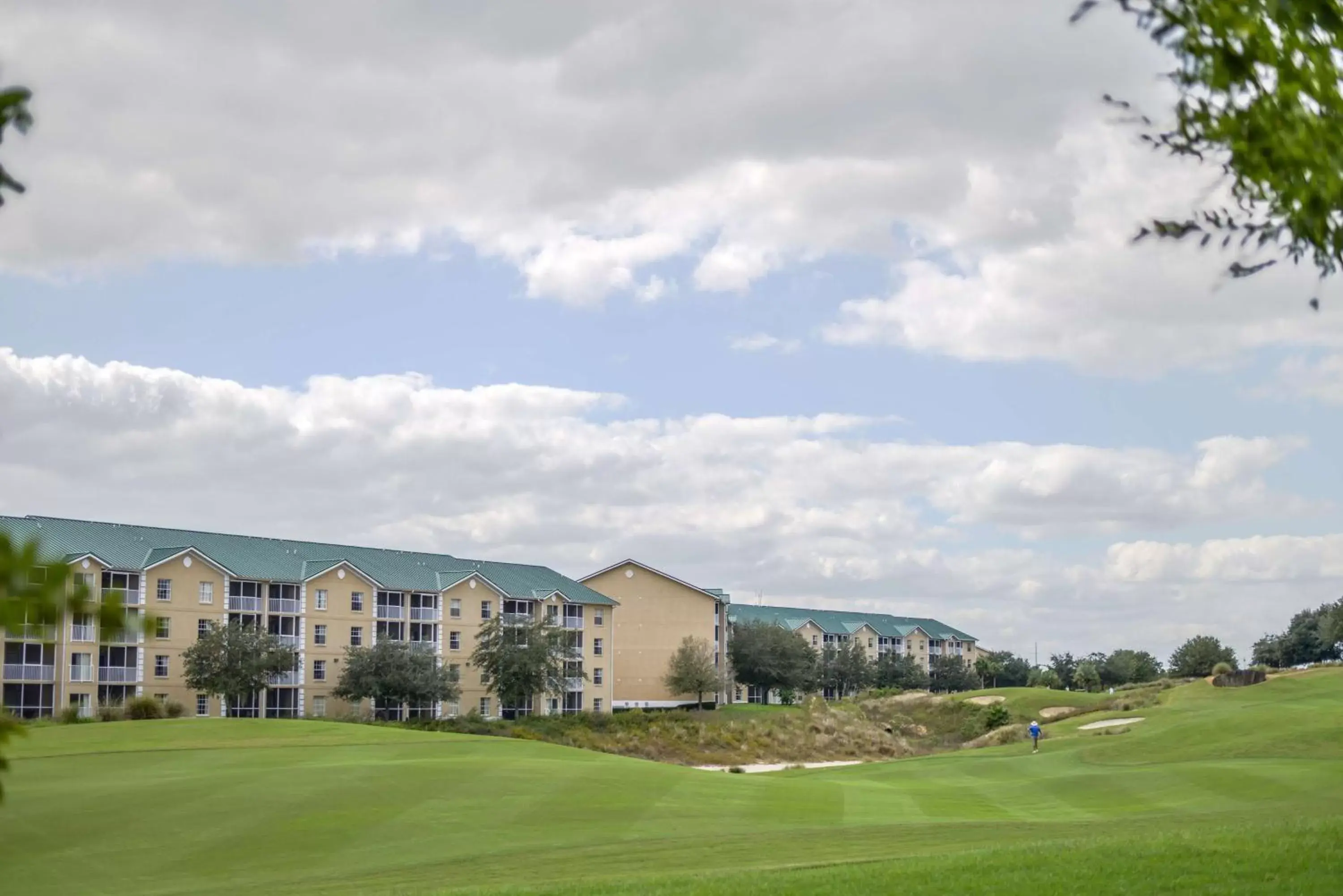 Golfcourse, Property Building in Hilton Vacation Club Mystic Dunes Orlando