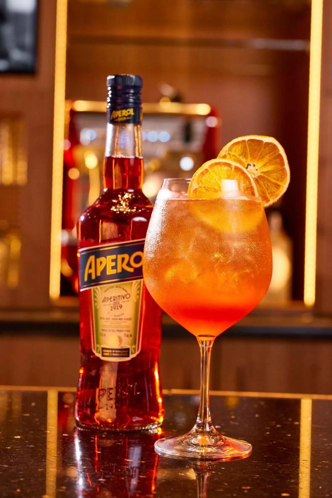 Restaurant/places to eat in Hotel Le Soleil by Executive Hotels