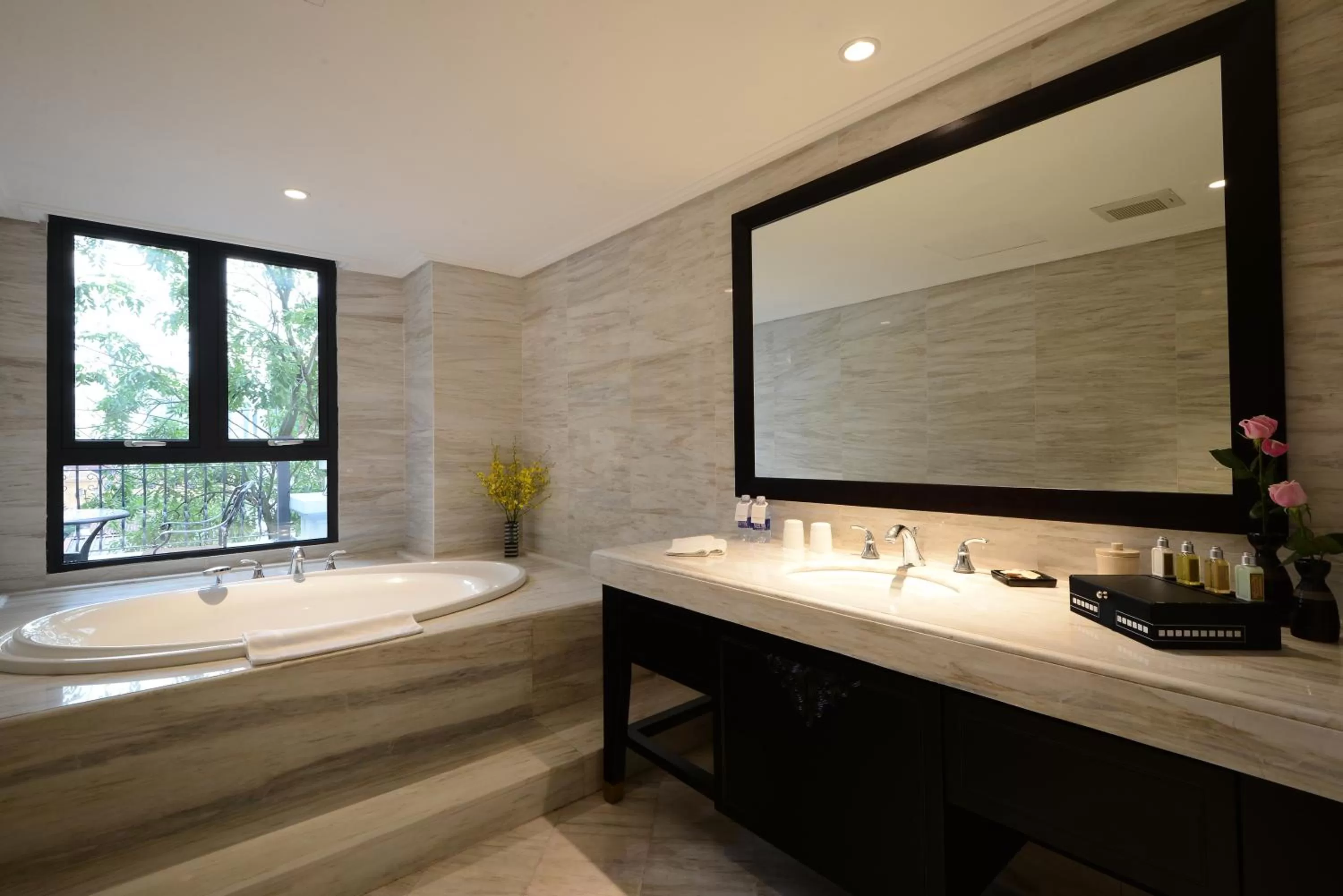 Bathroom in The Chi Boutique Hotel