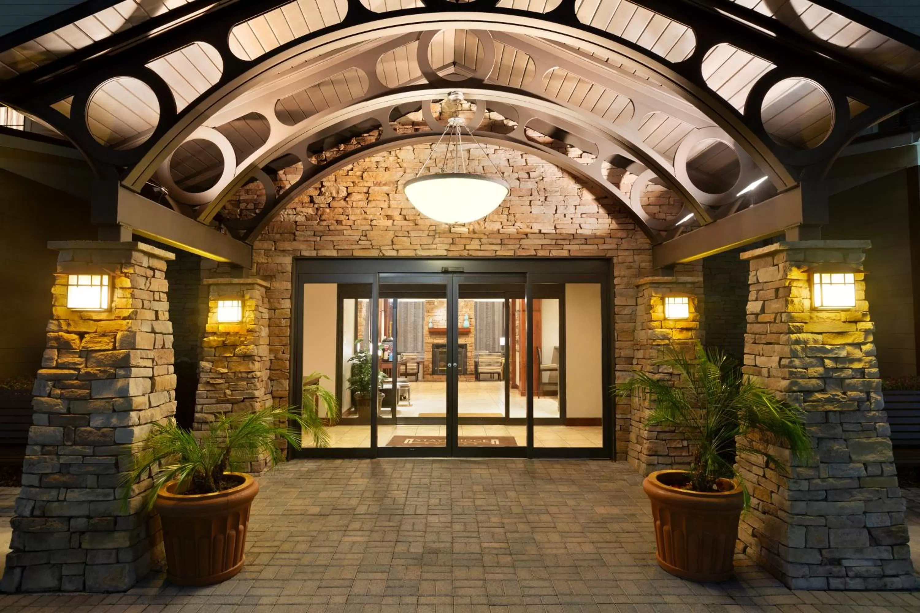 Property building in Staybridge Suites Tampa East- Brandon by IHG