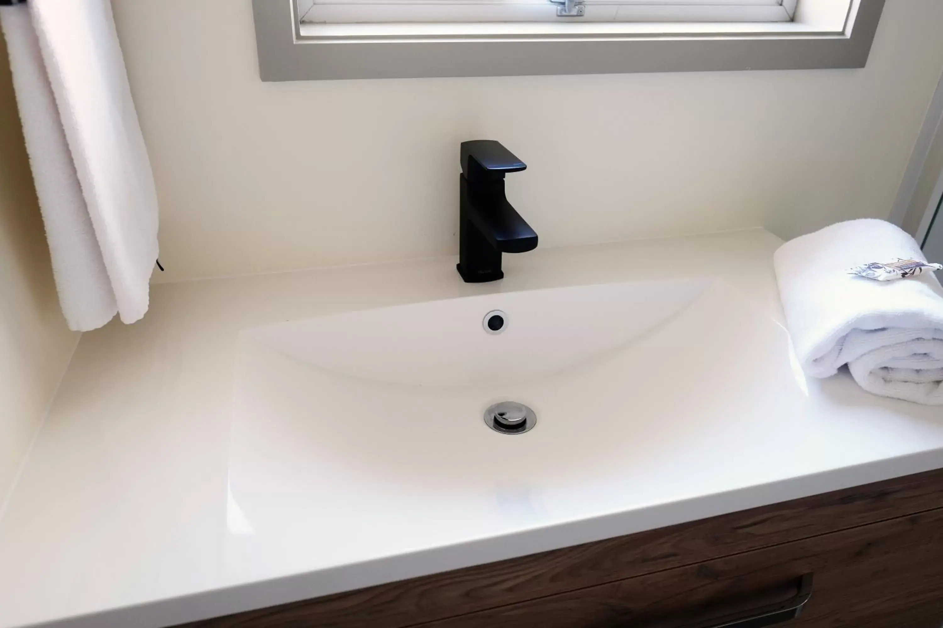 Bathroom in Tairua Shores Motel