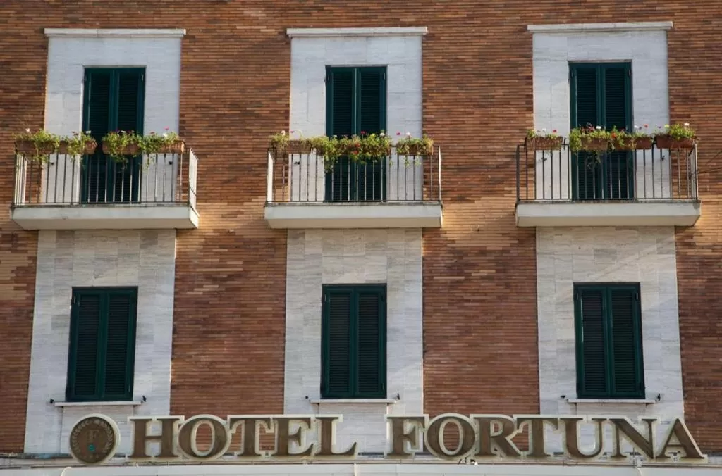 Facade/entrance in Hotel Fortuna